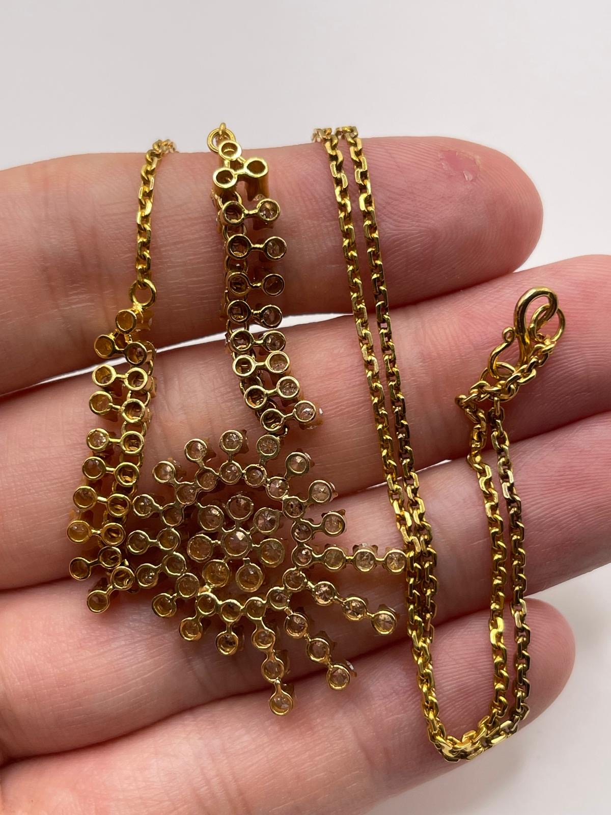 18ct gold 4.5ct diamond necklace
