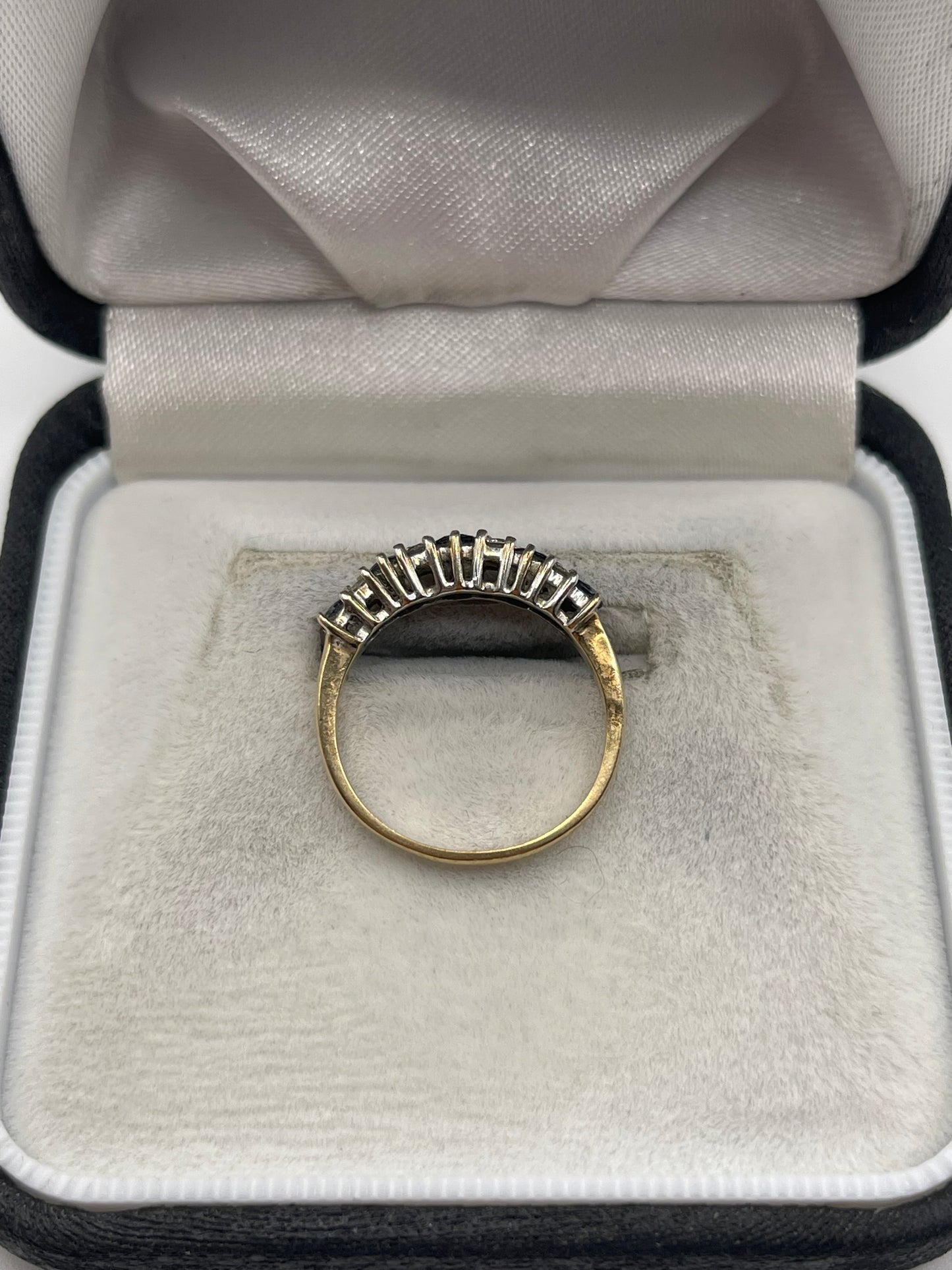 9ct gold sapphire and diamond ring