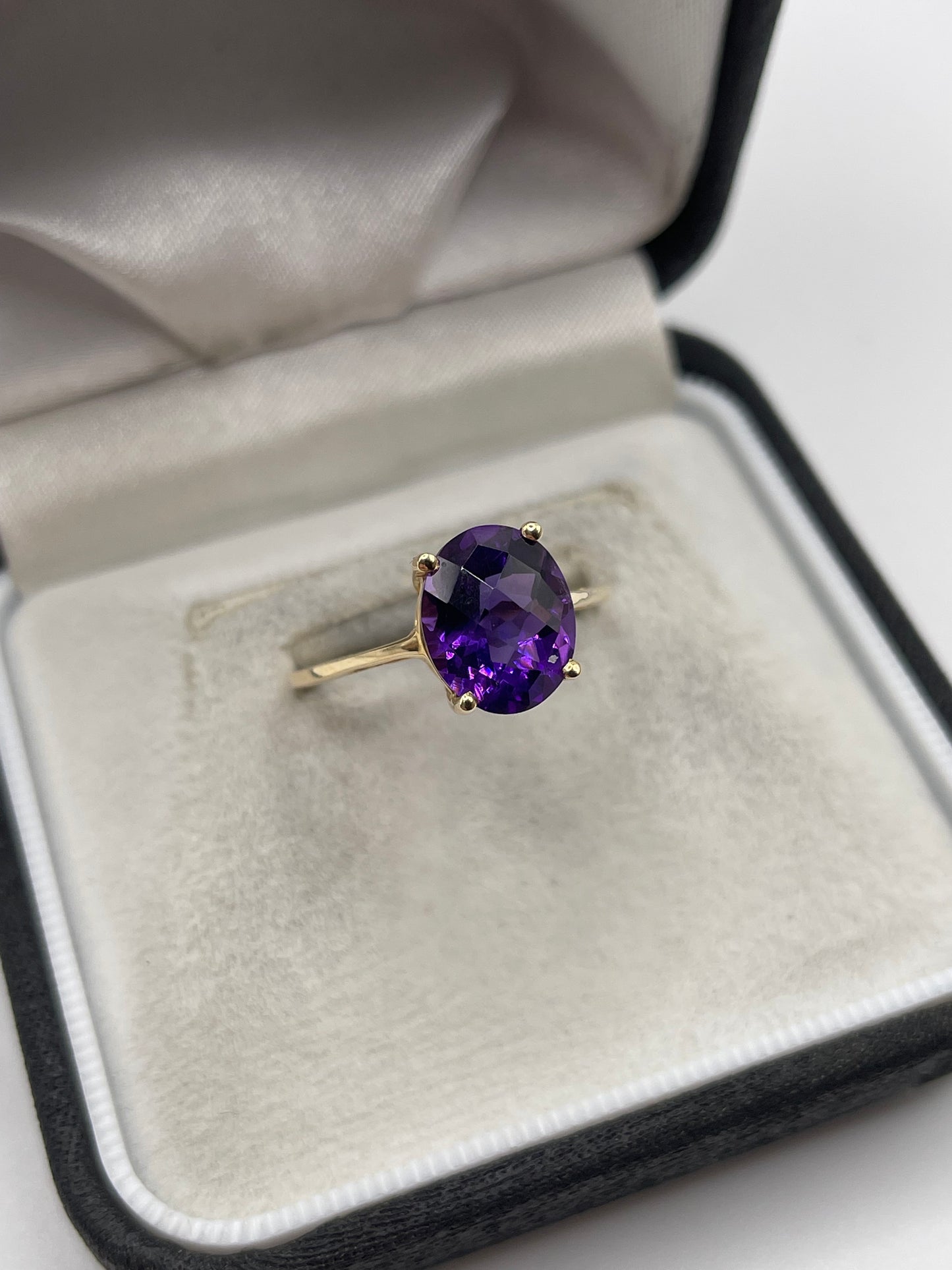9ct gold amethyst ring