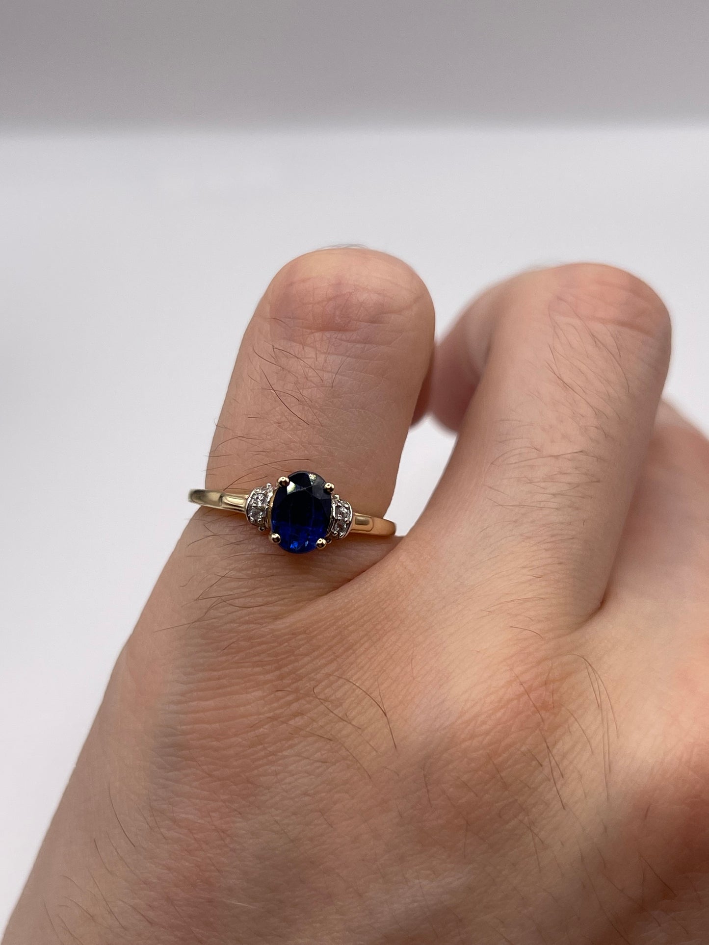 9ct gold kyanite and zircon ring