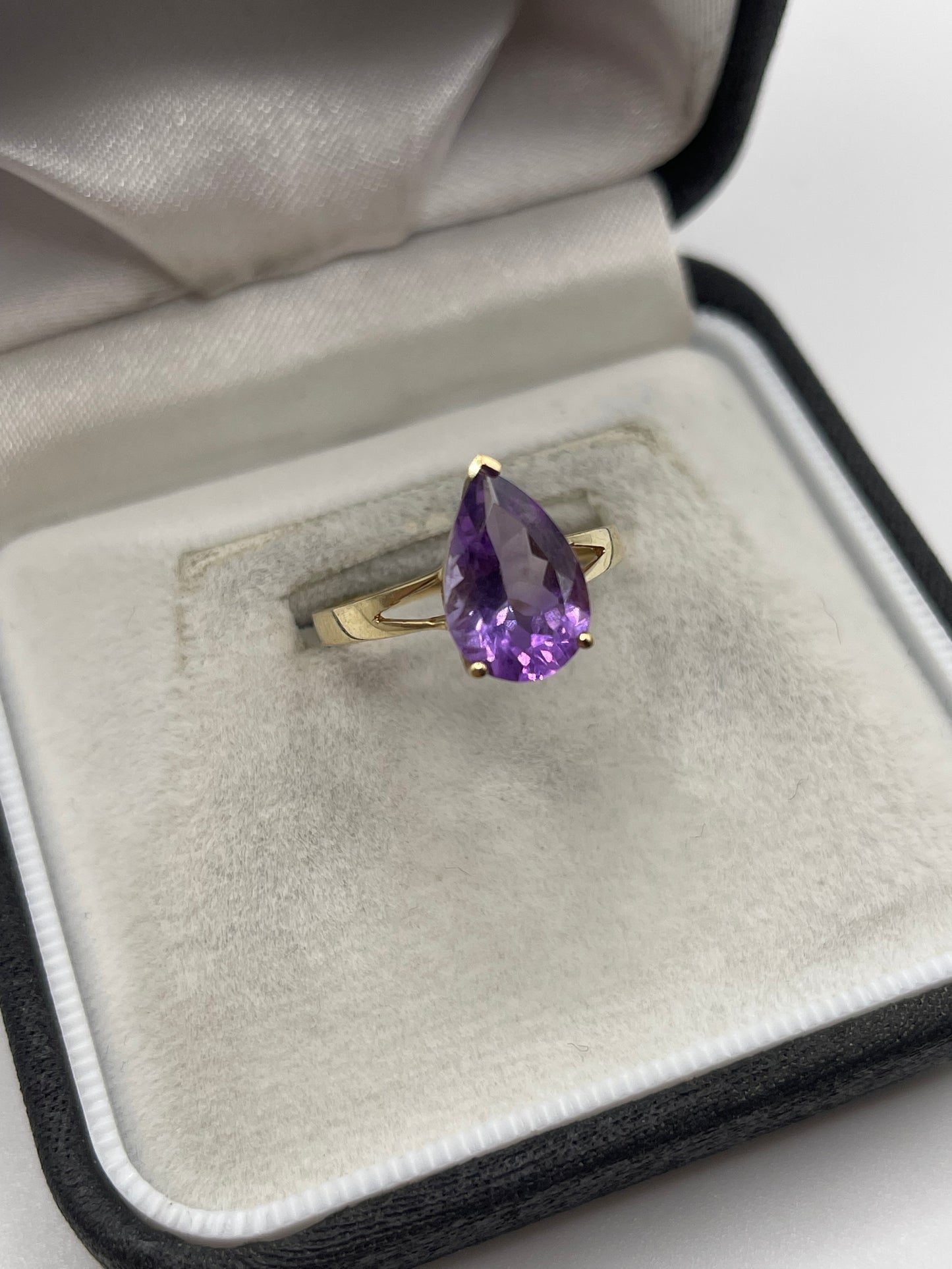 9ct gold amethyst ring