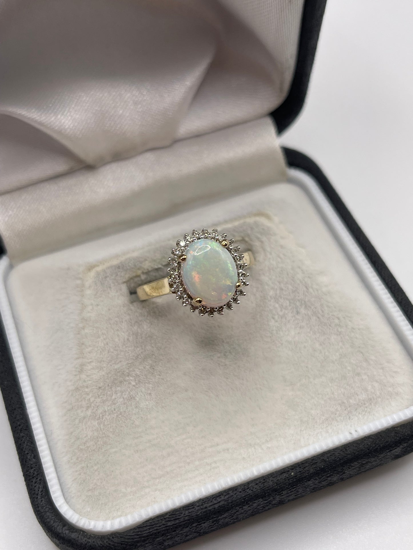 9ct gold opal and diamond ring