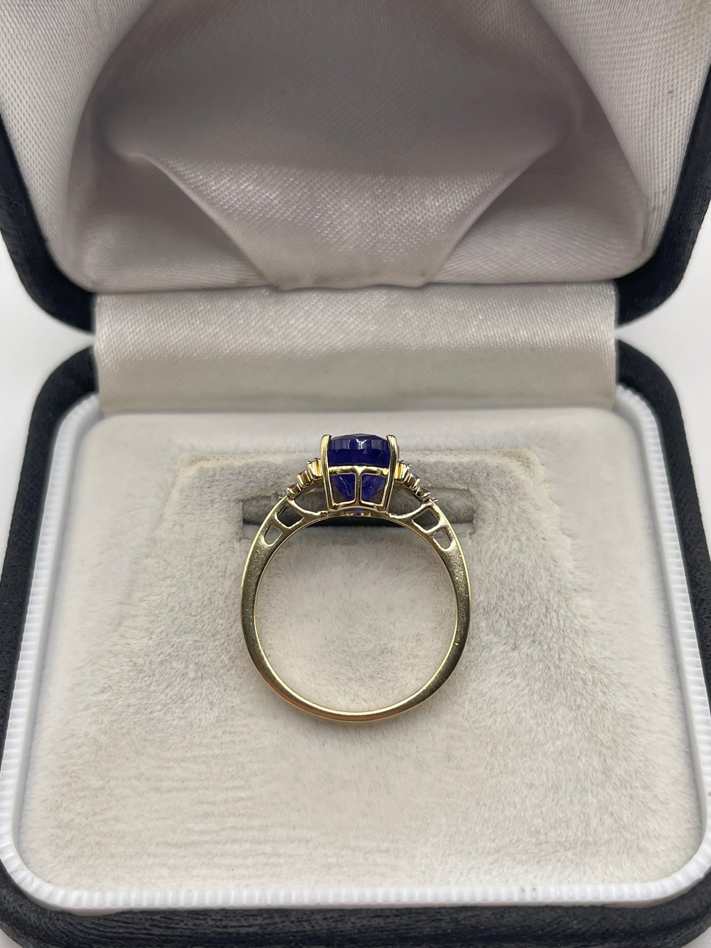 9ct gold tanzanite and zircon ring