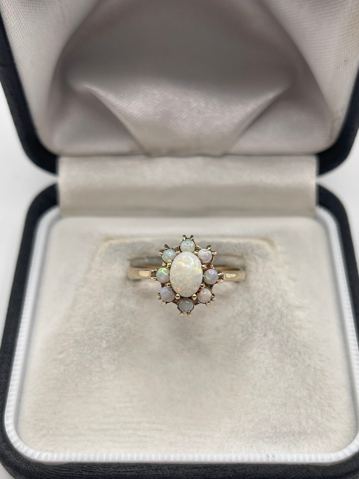 9ct gold opal cluster ring