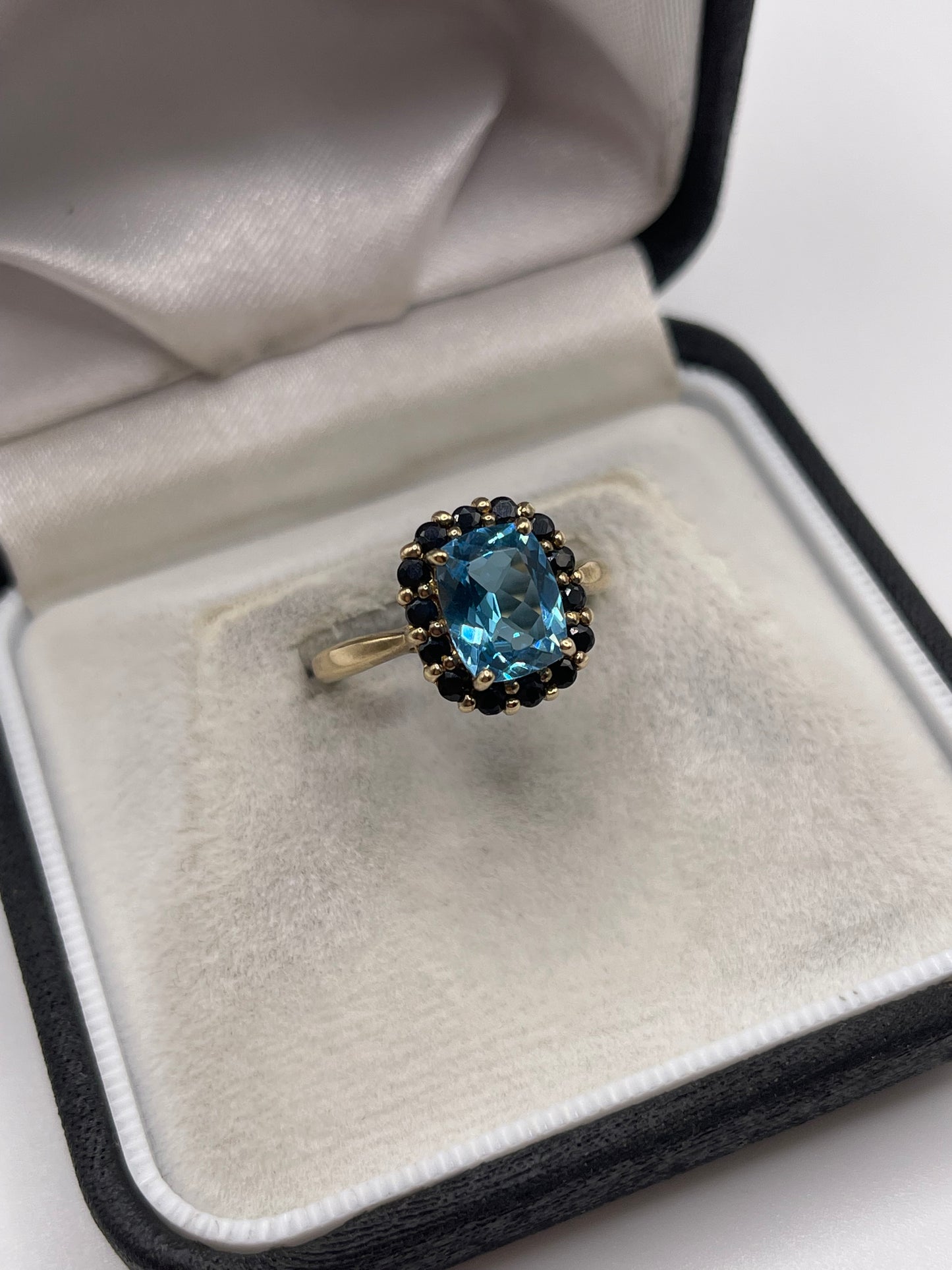 9ct gold topaz and sapphire ring