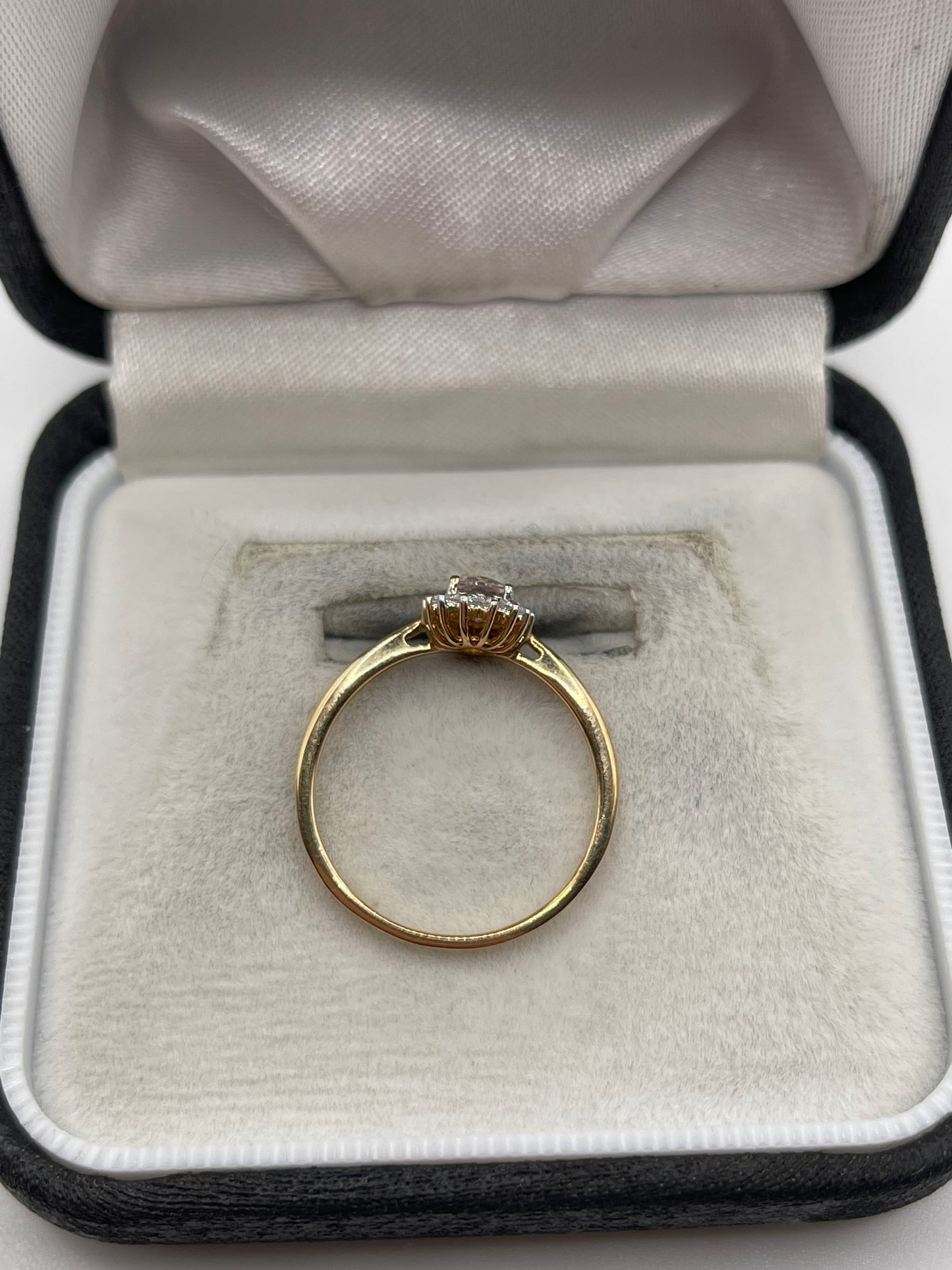 9ct gold quartz and zircon ring