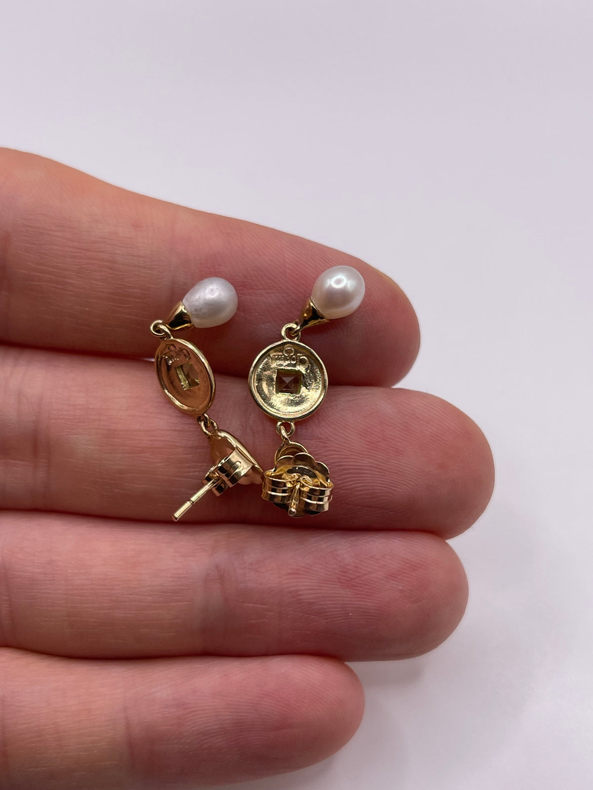 Clogau 9ct gold peridot and pearl earrings