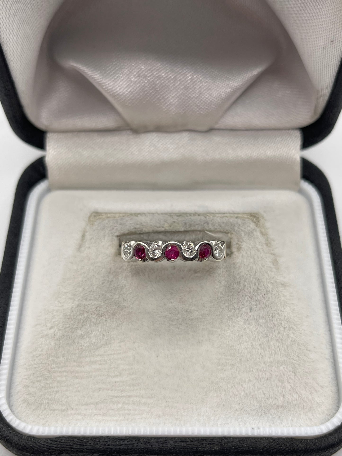 9ct gold ruby and diamond ring