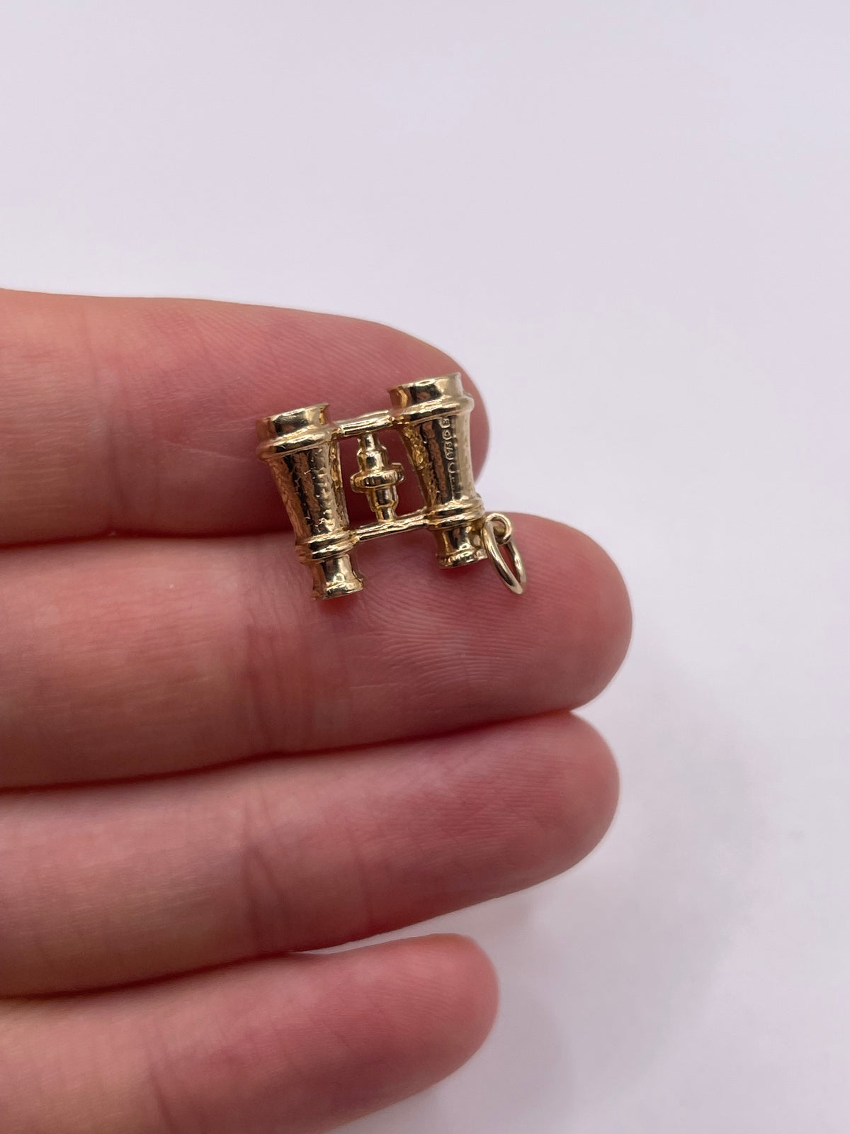 9ct gold binoculars charm
