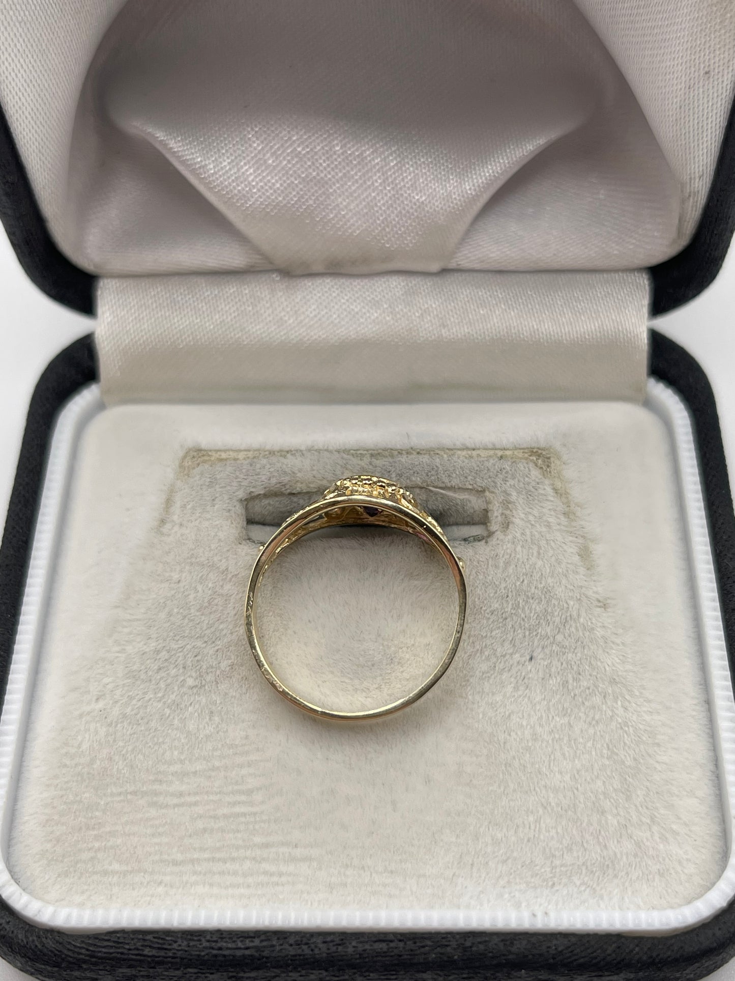 9ct gold amethyst ring