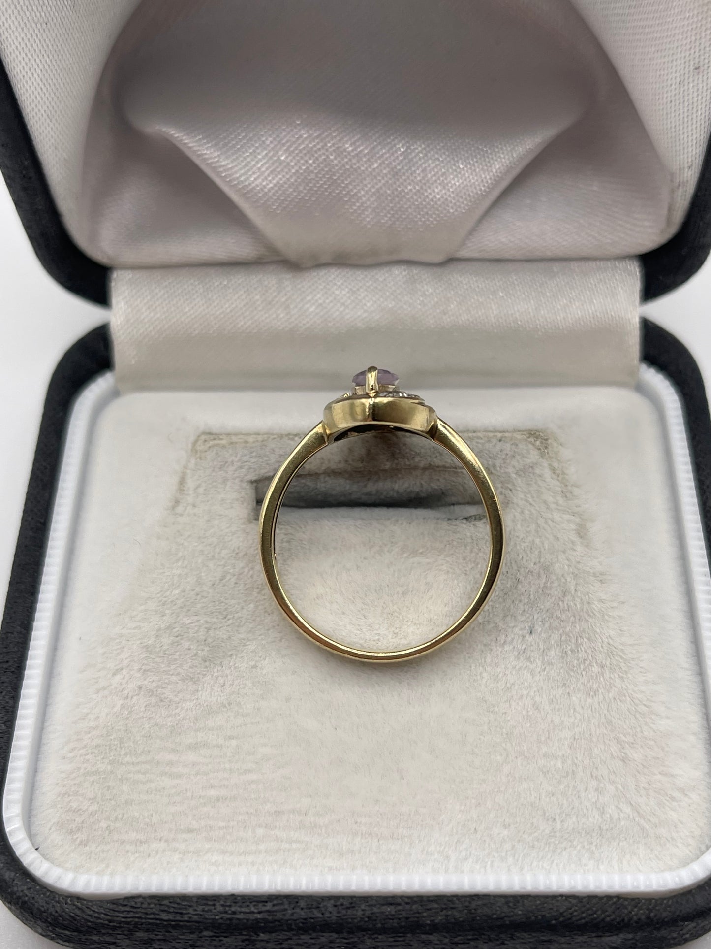 9ct gold amethyst and diamond ring