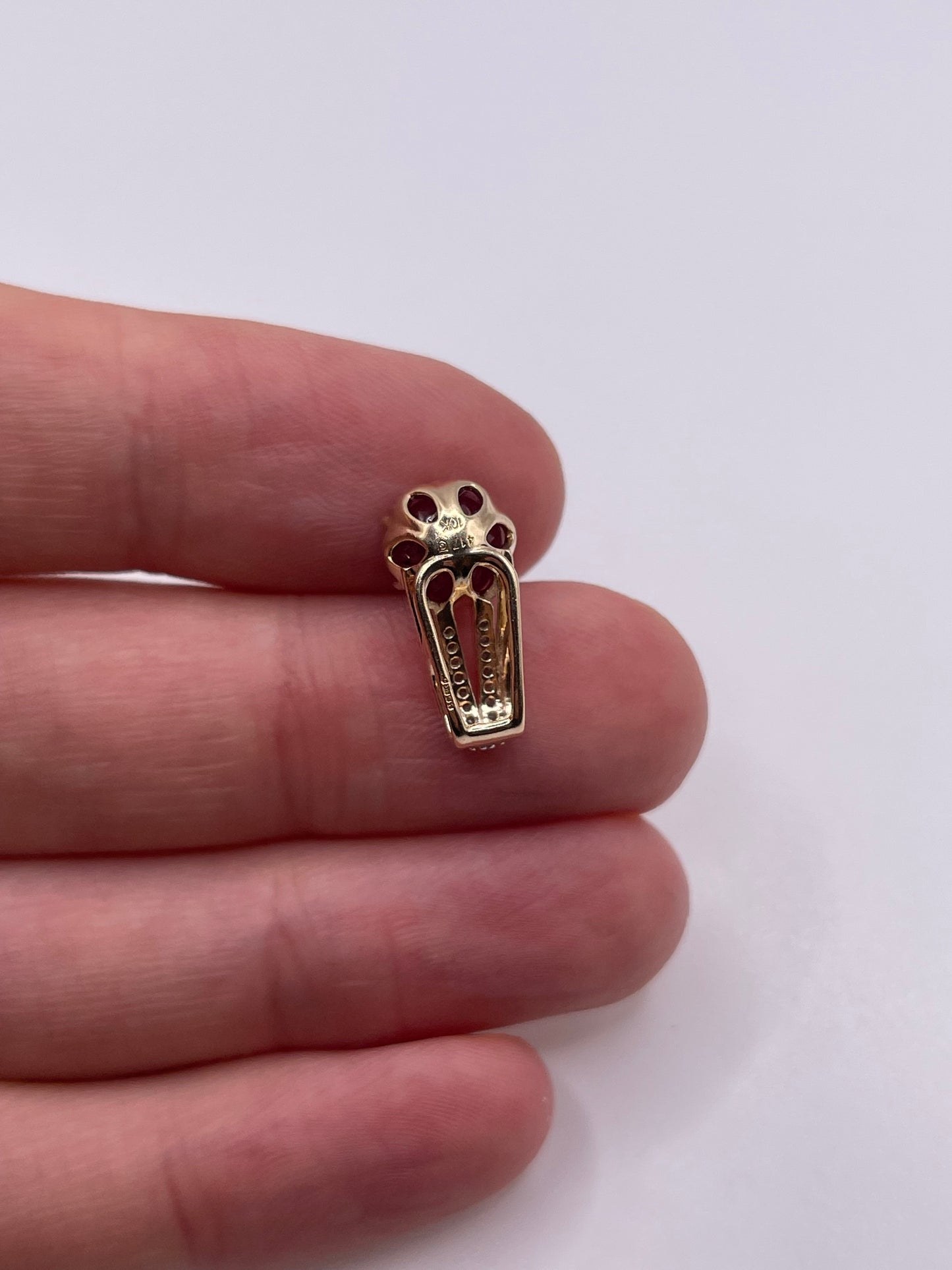9ct gold carved ruby and diamond pendant
