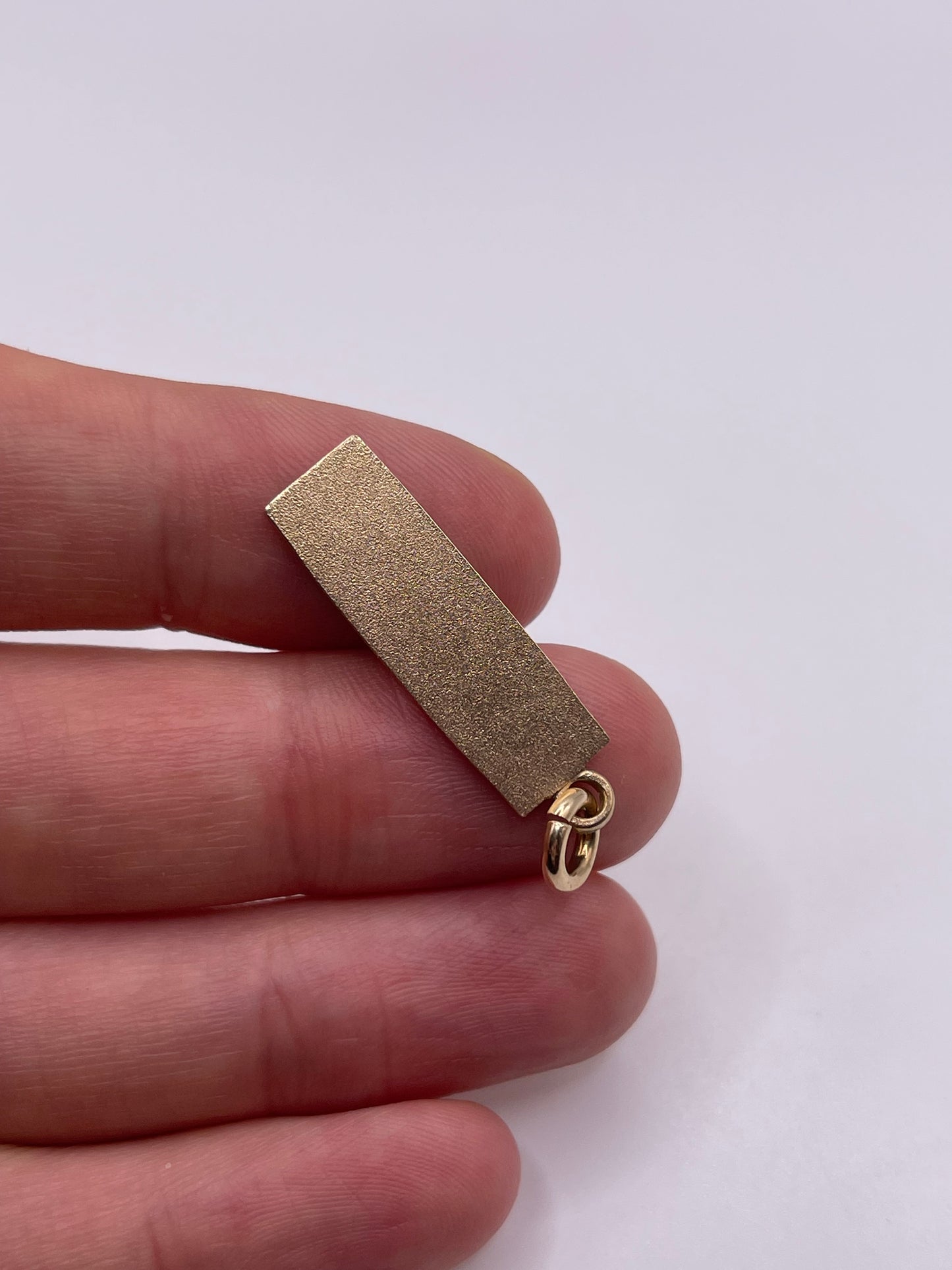 9ct gold ingot pendant
