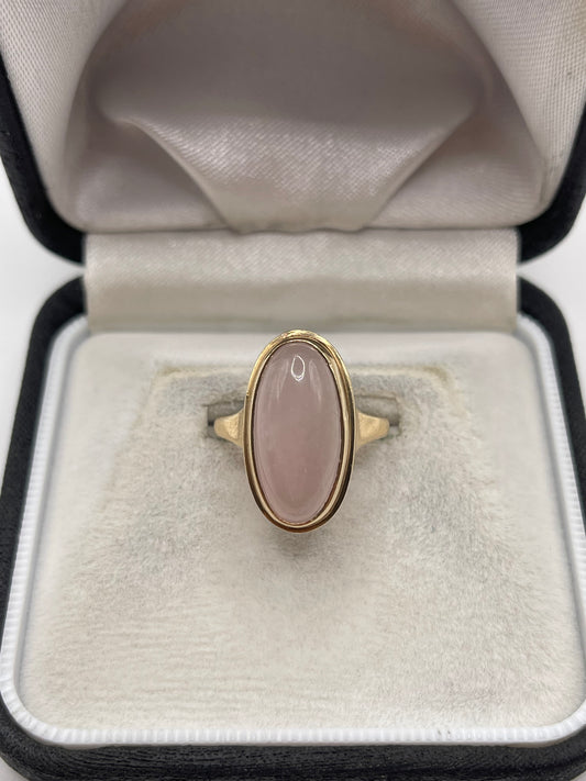 9ct gold rose quartz ring