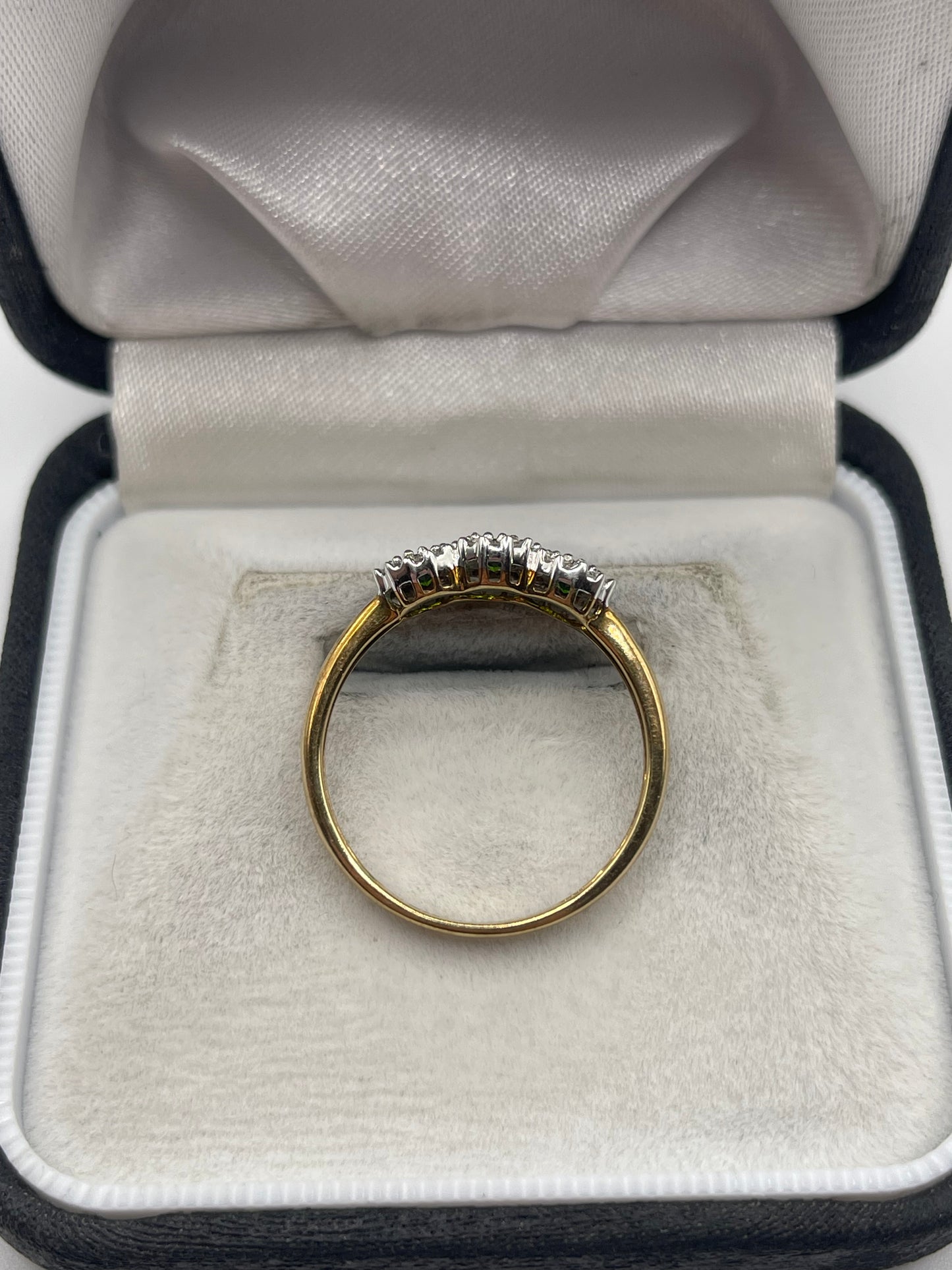 9ct gold diopside and diamond ring