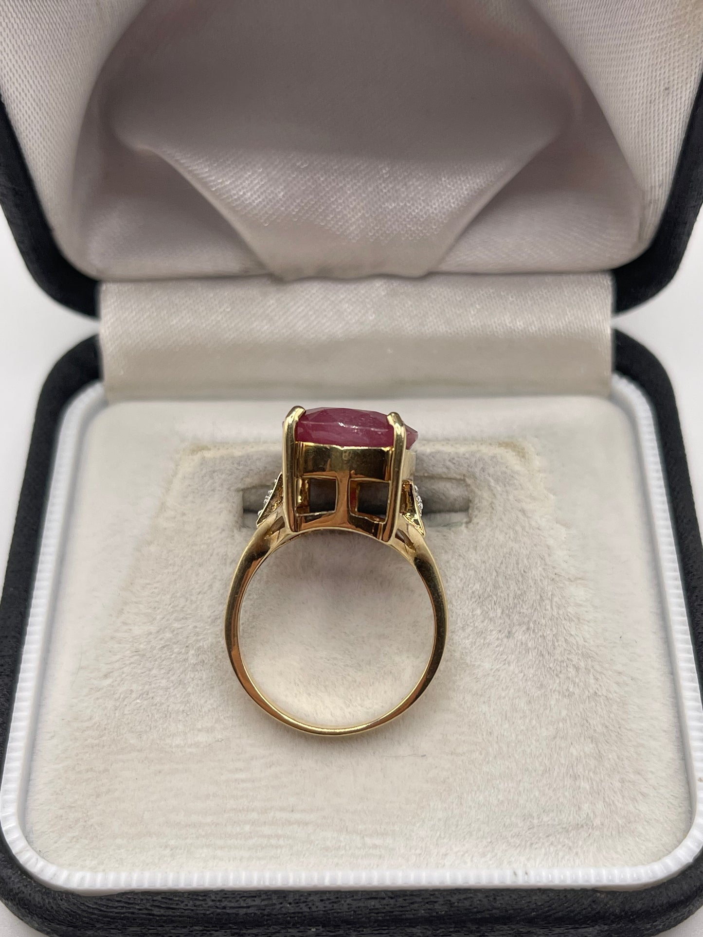 9ct gold ruby and diamond ring