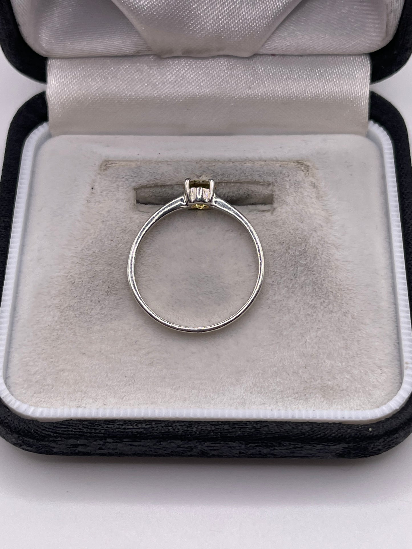 Silver citrine ring