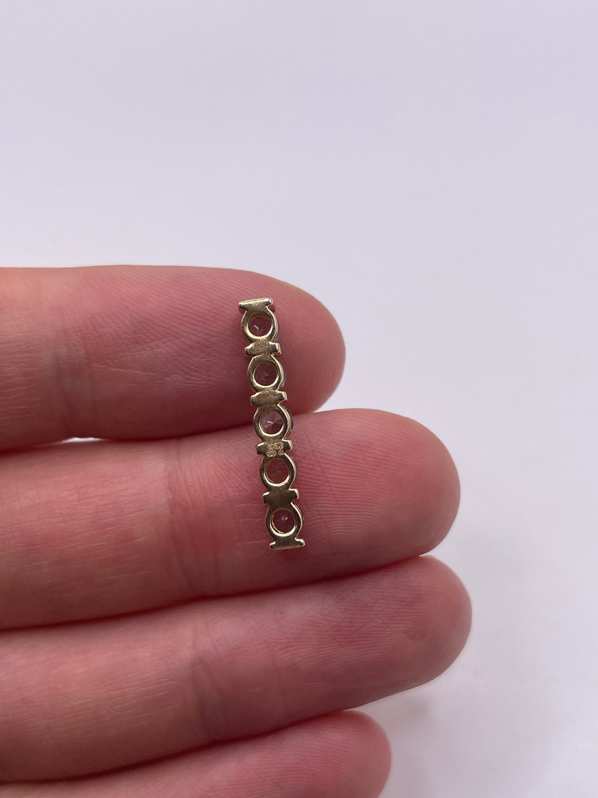 9ct gold topaz pendant