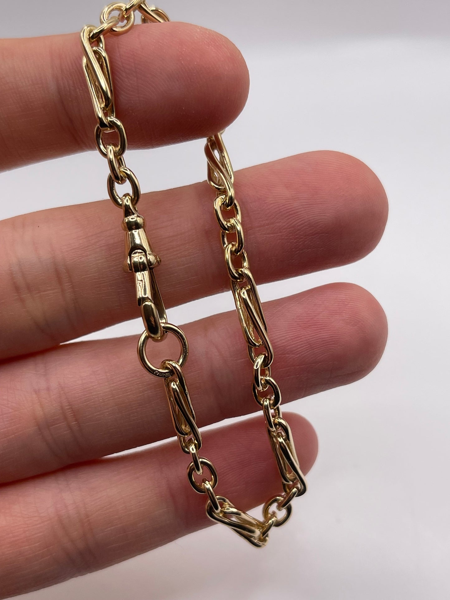 9ft gold bracelet