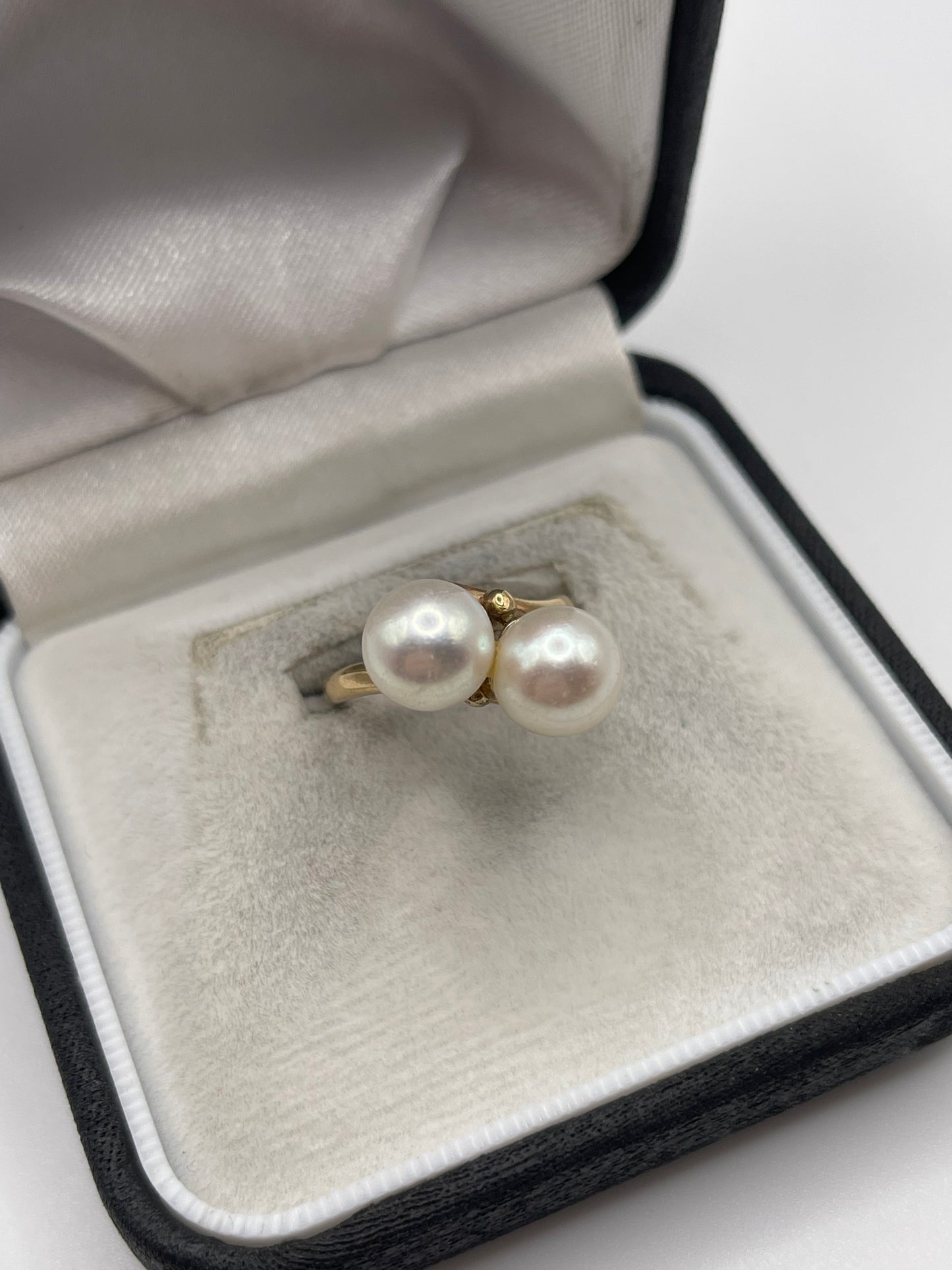 9ct gold pearl twist ring