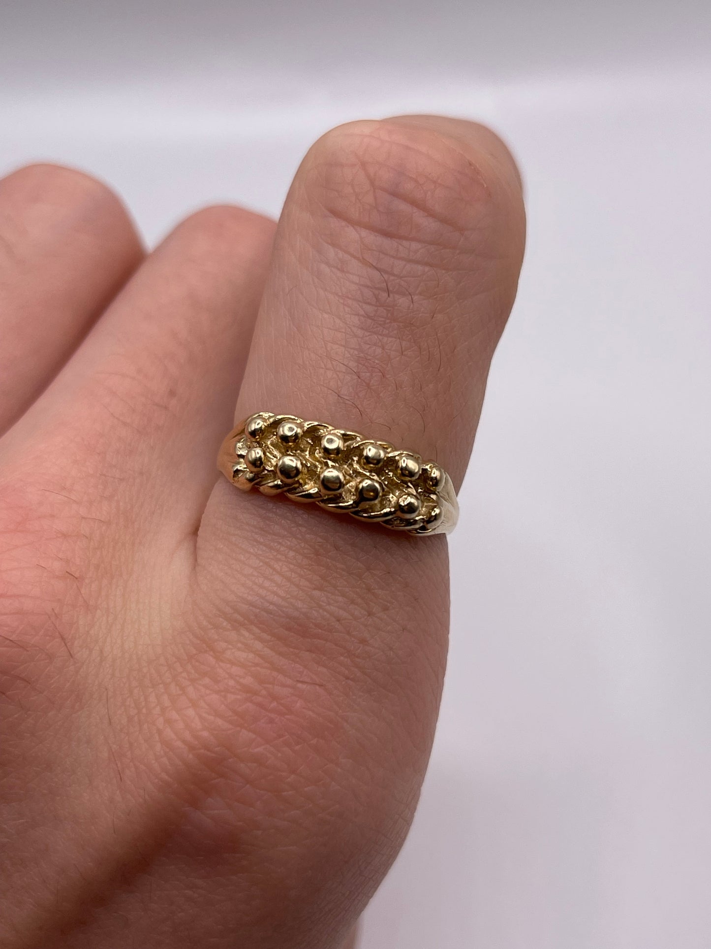 9ct gold keepers ring
