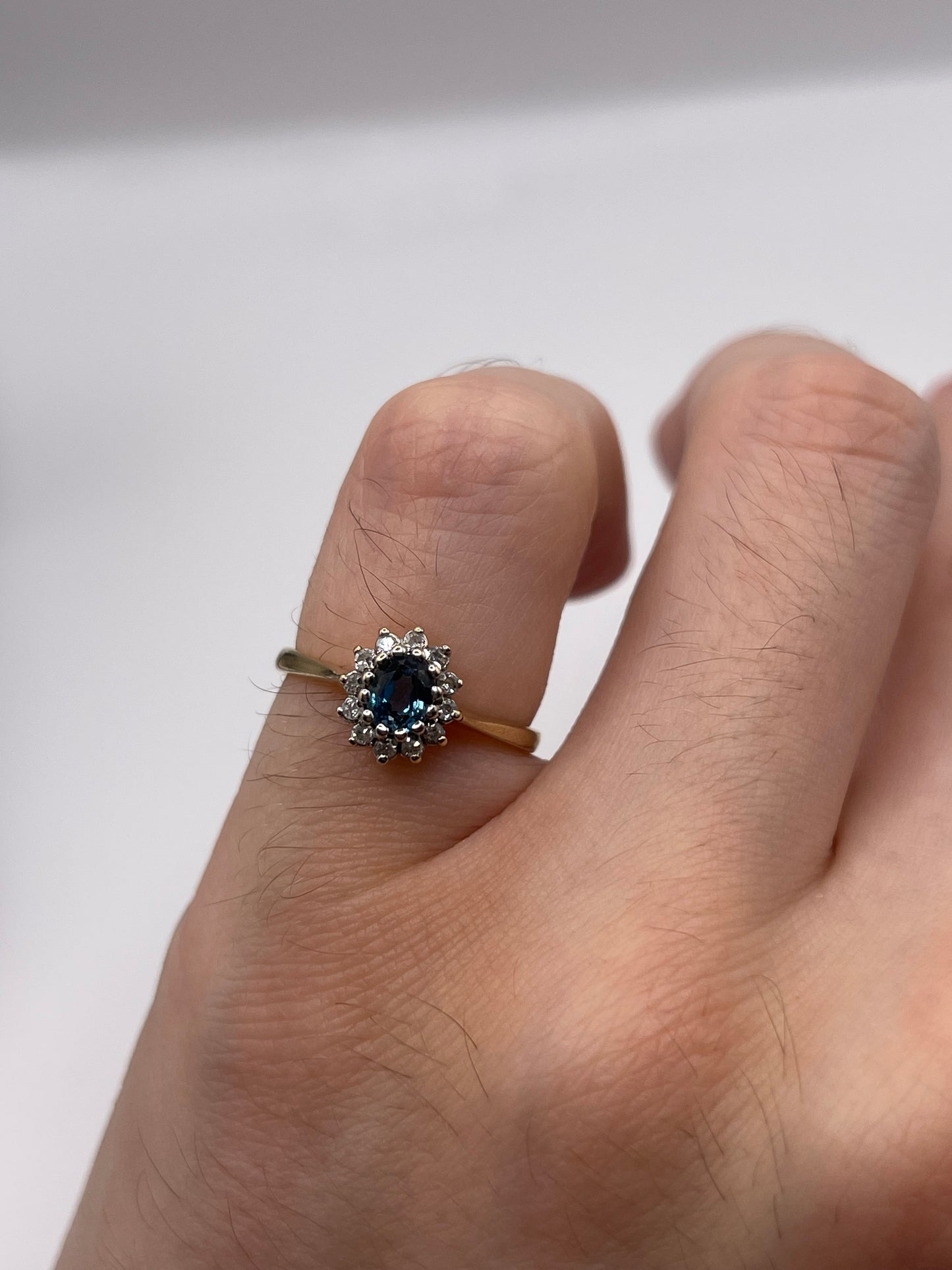 9ct gold topaz and diamond ring