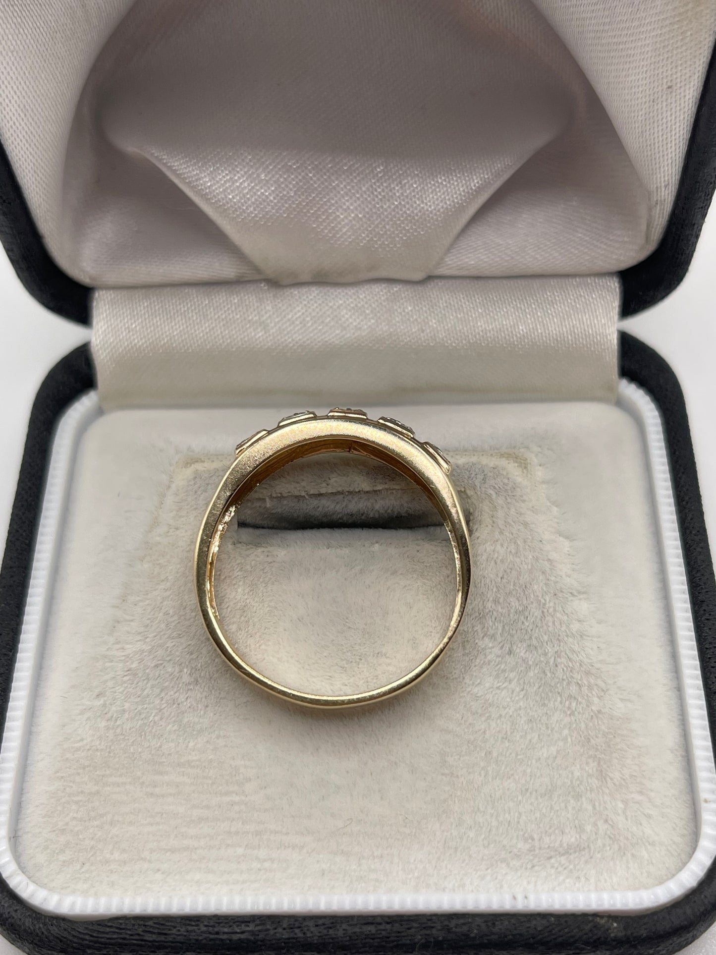 9ct gold diamond cluster ring