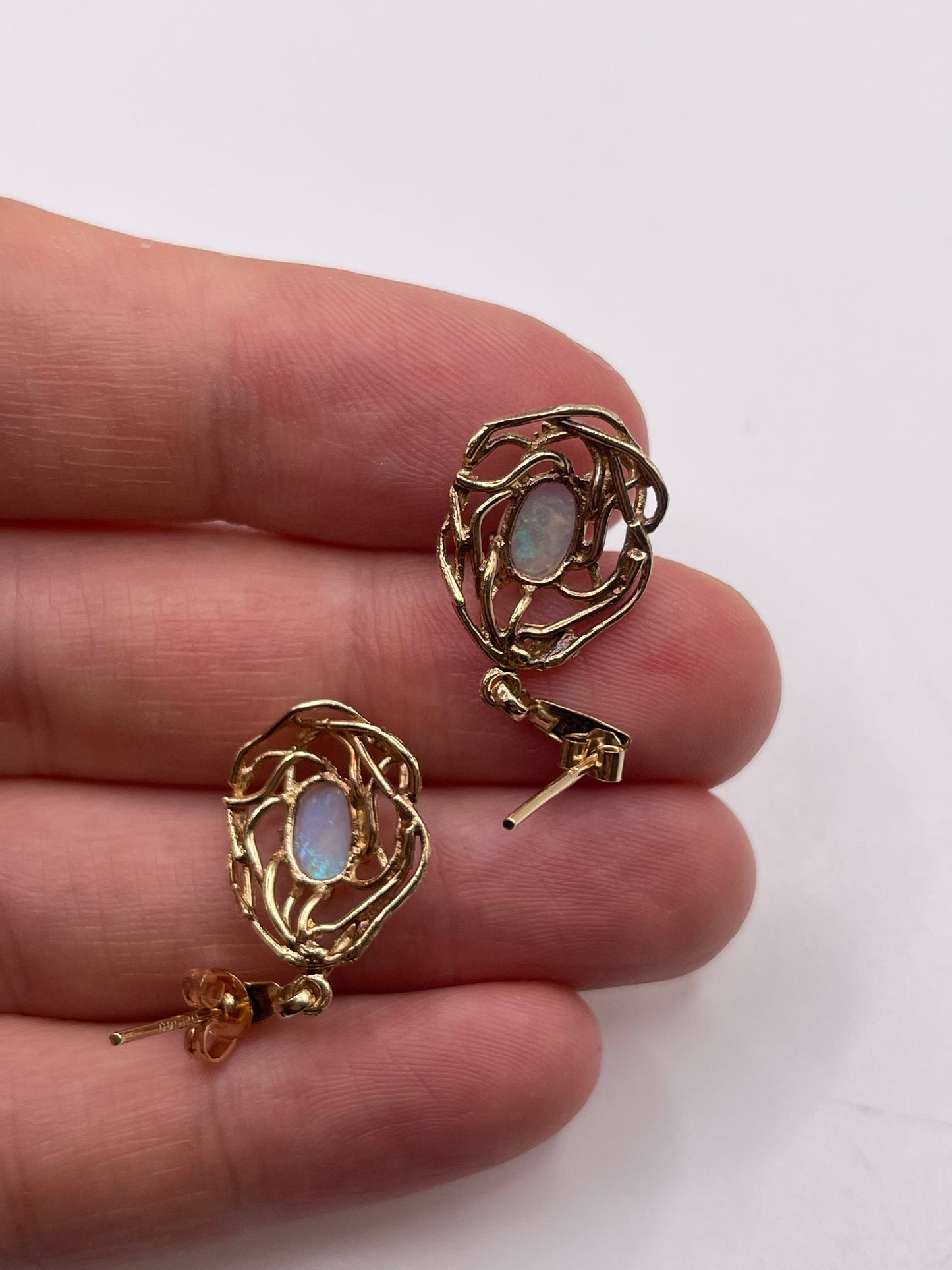 9ct gold opal earrings