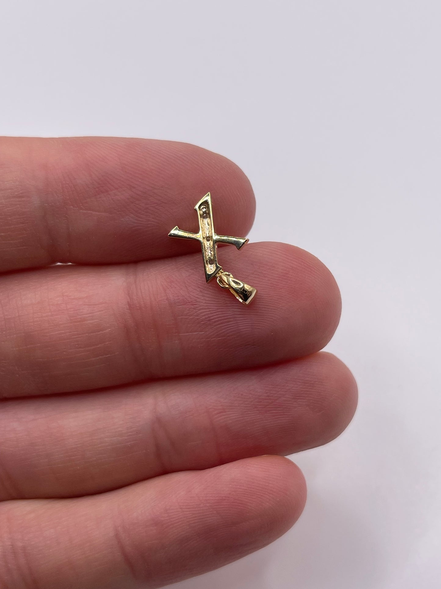 9ct gold diamond initial X pendant