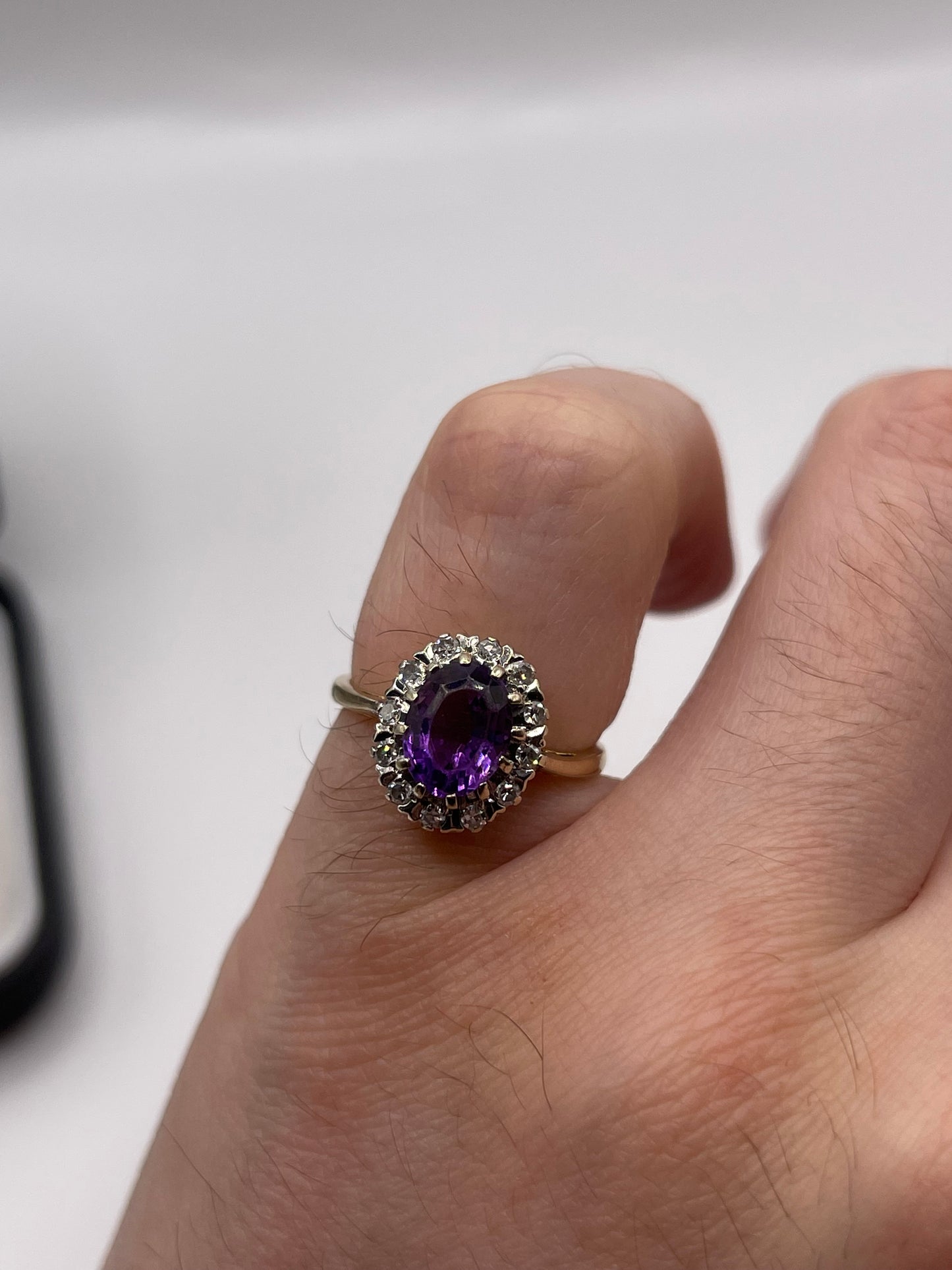 9ct gold amethyst and diamond ring