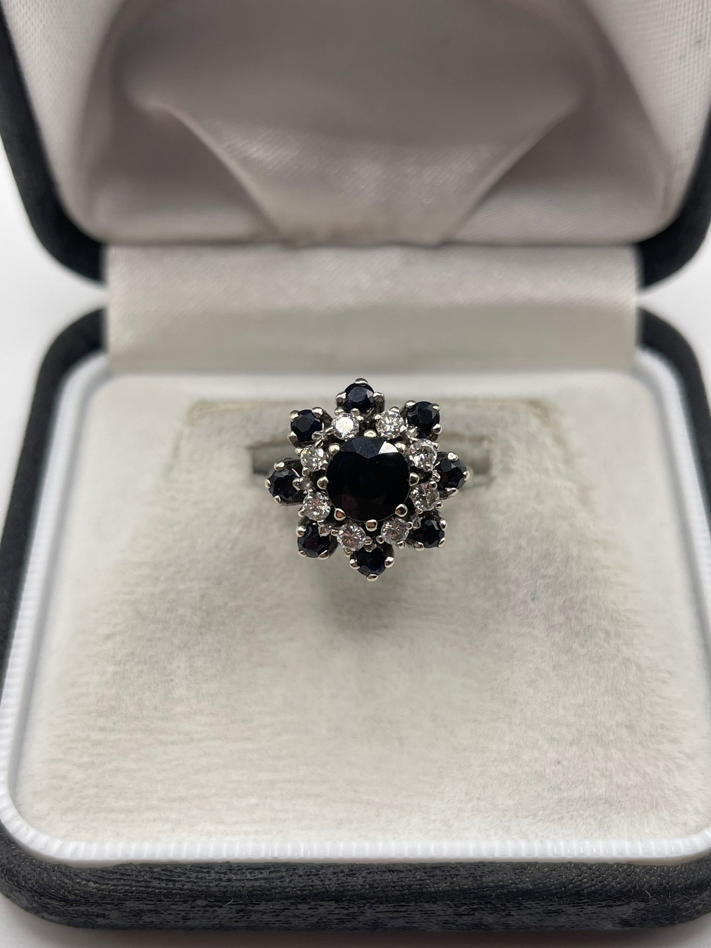 18ct white gold sapphire and diamond ring