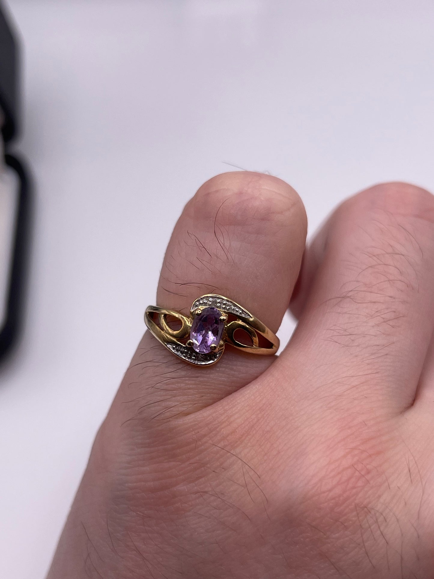 9ct gold amethyst and diamond ring