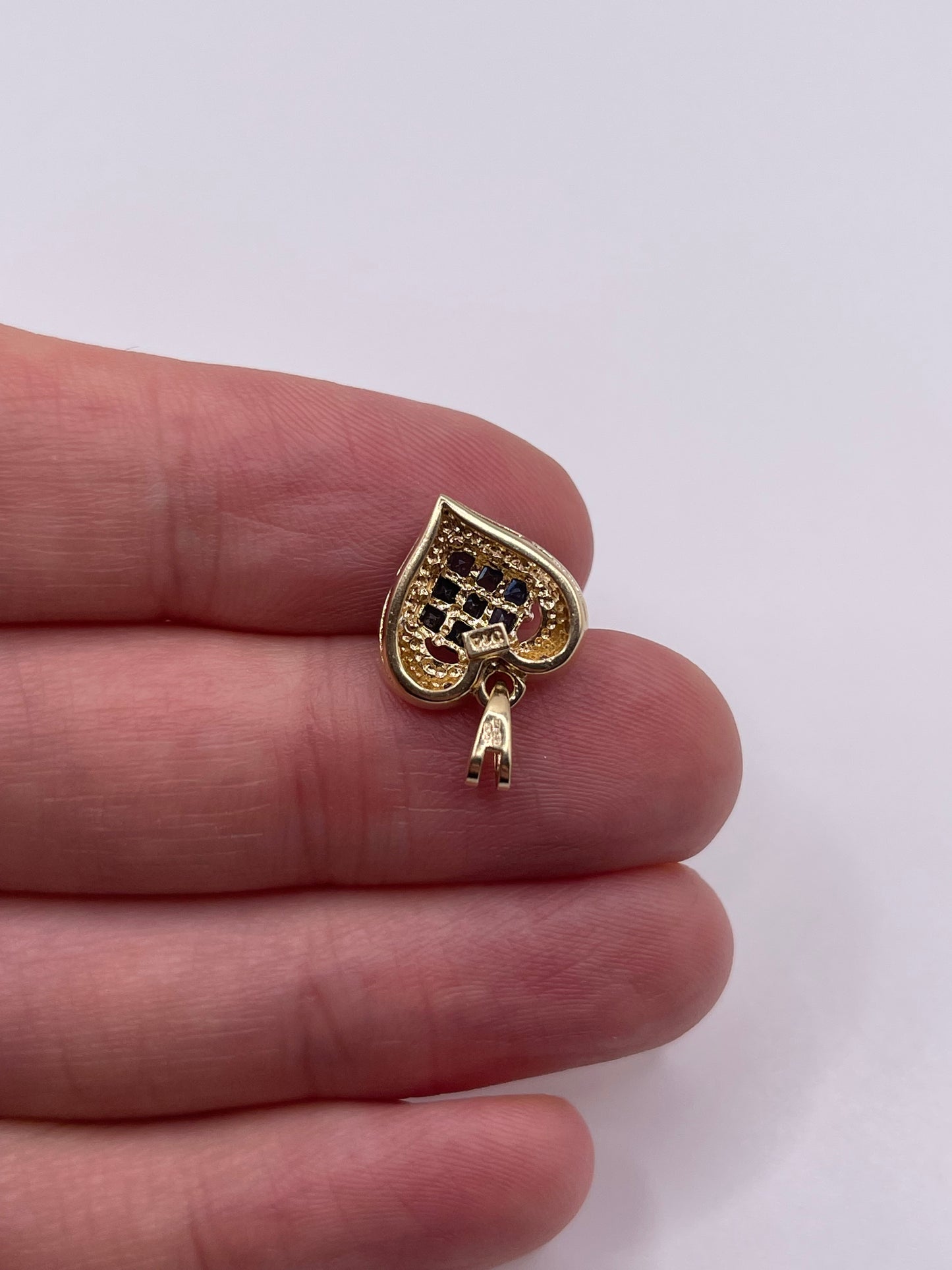 9ct gold sapphire and diamond heart pendant