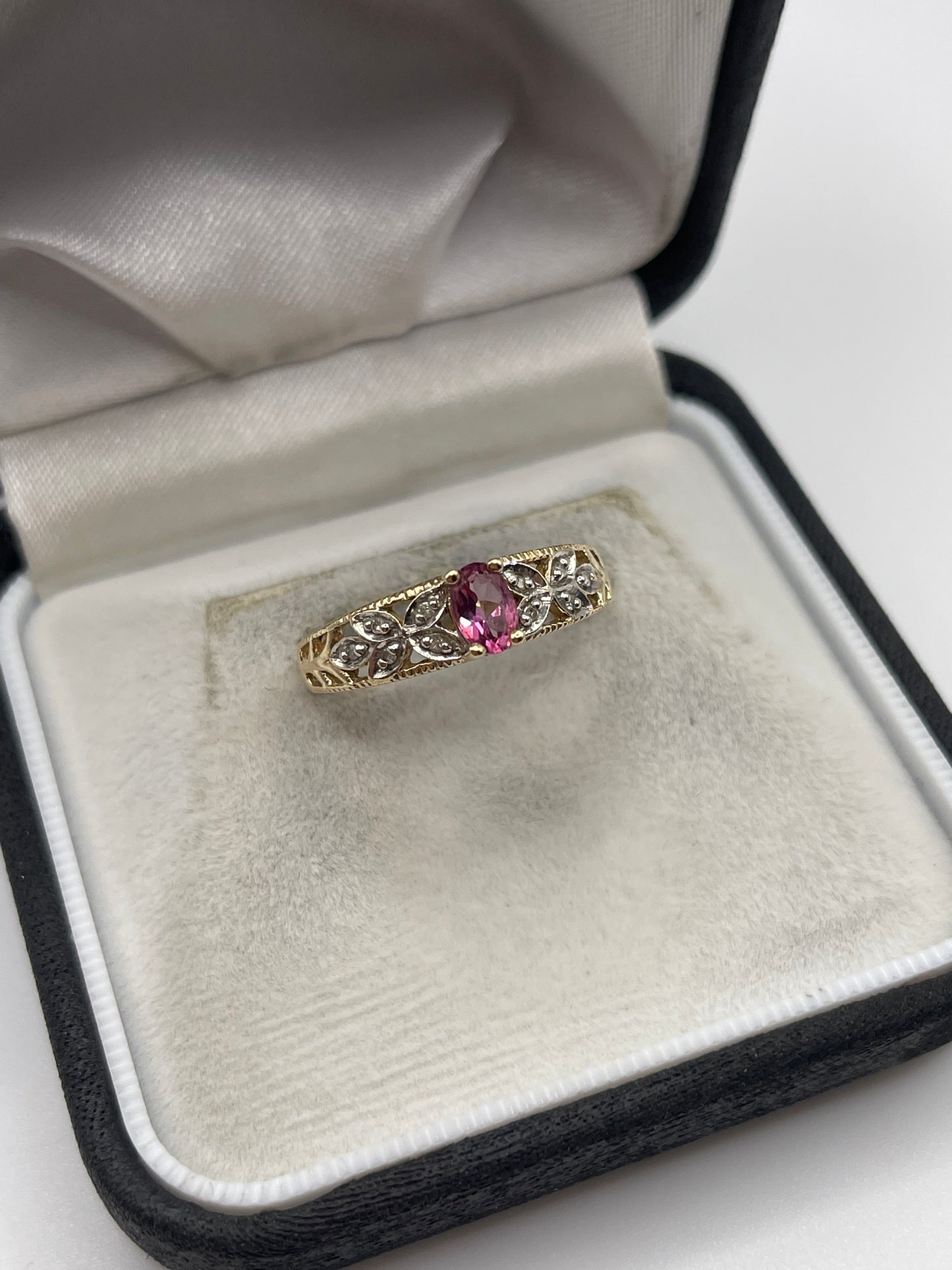9ct gold pink topaz and diamond ring