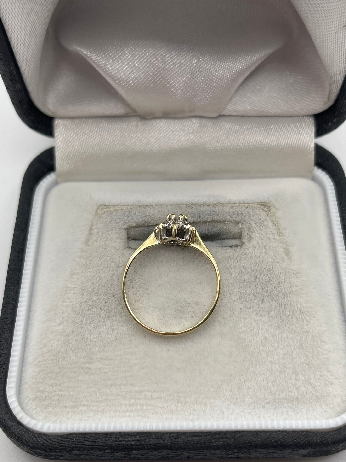 9ct gold opal and diamond ring