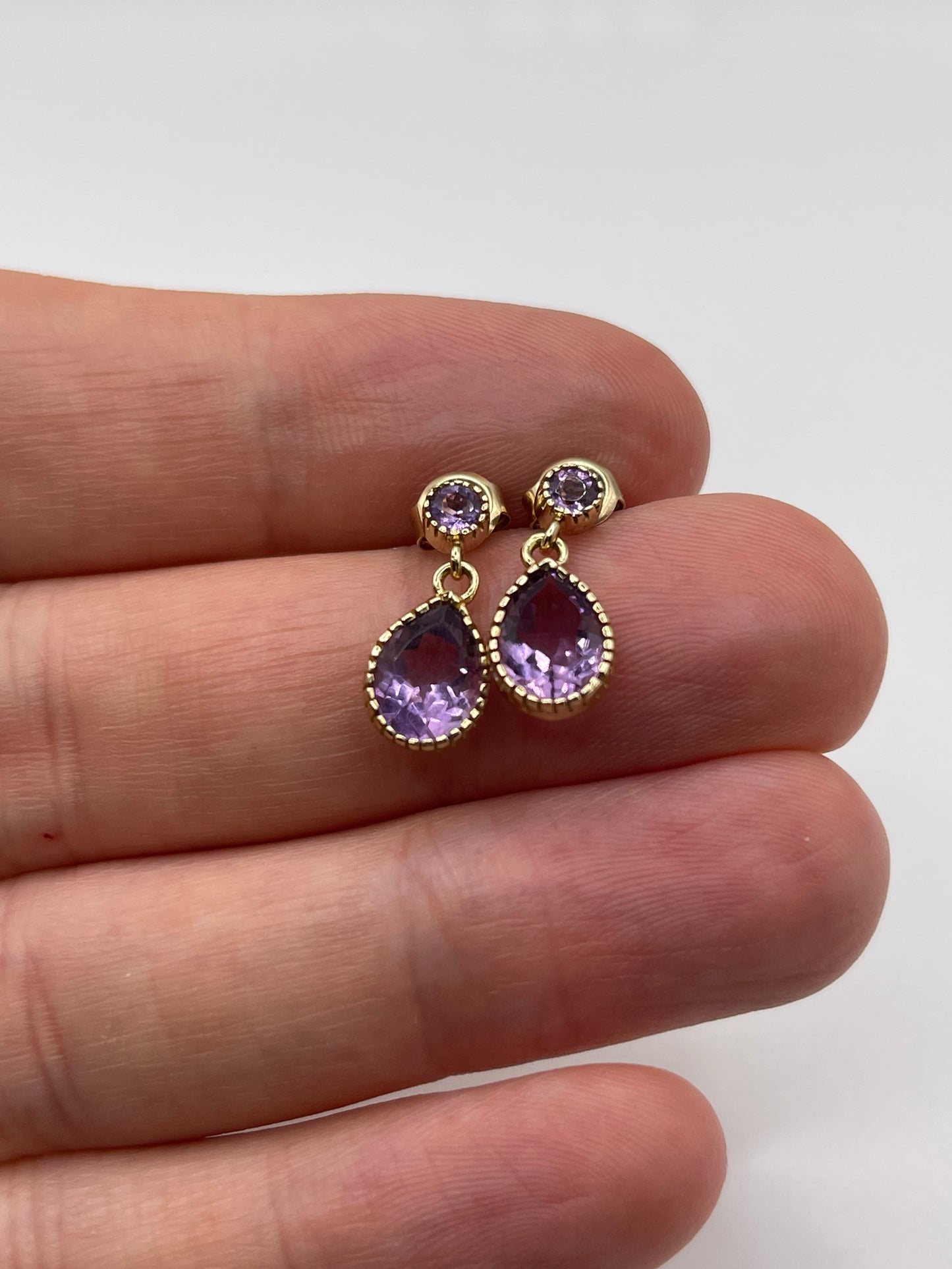 9ct gold amethyst earrings