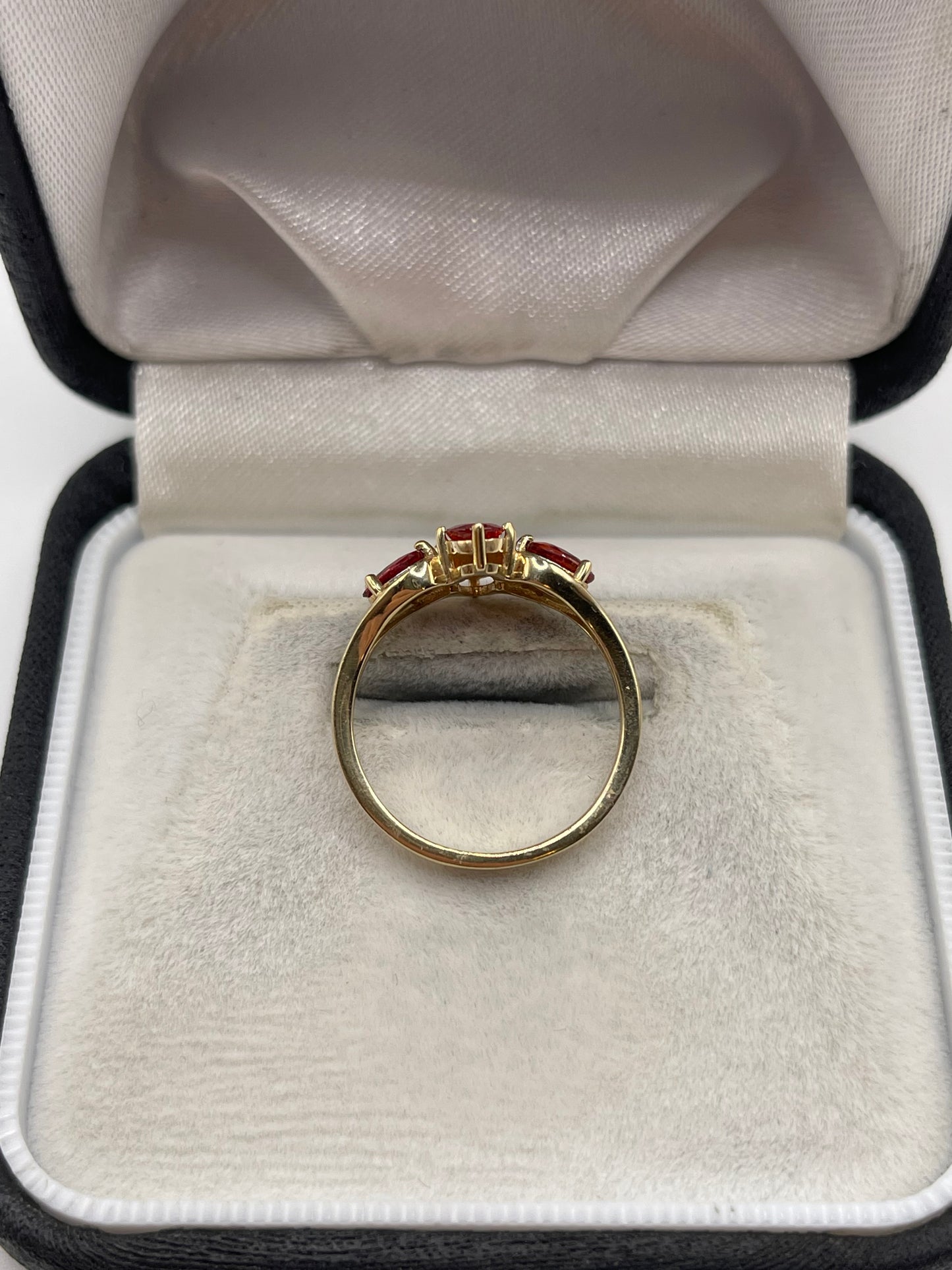 9ct gold spinel and zircon ring