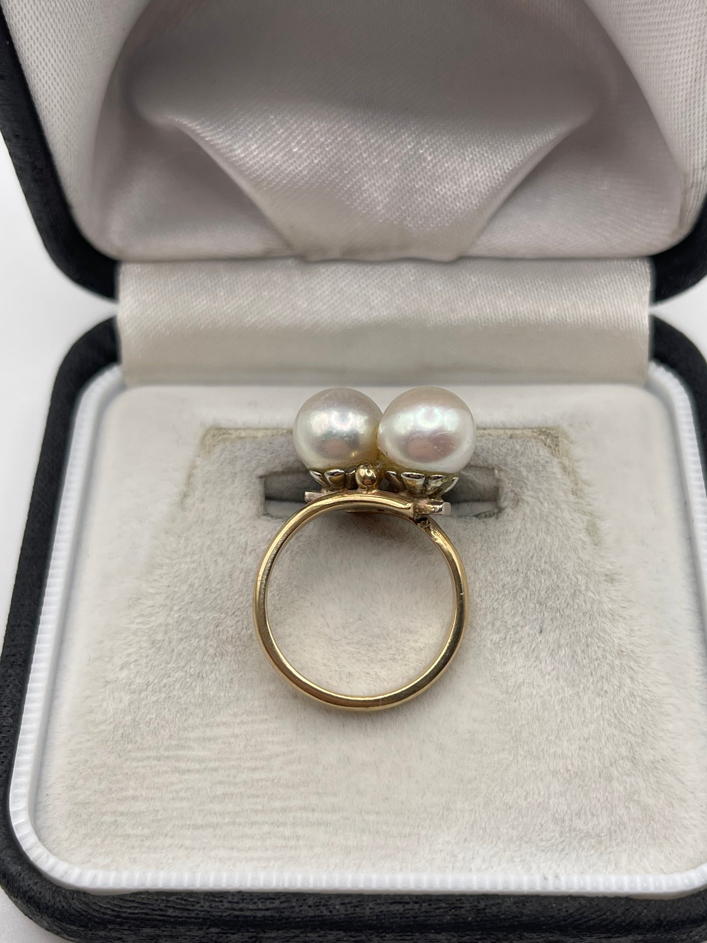 9ct gold pearl twist ring