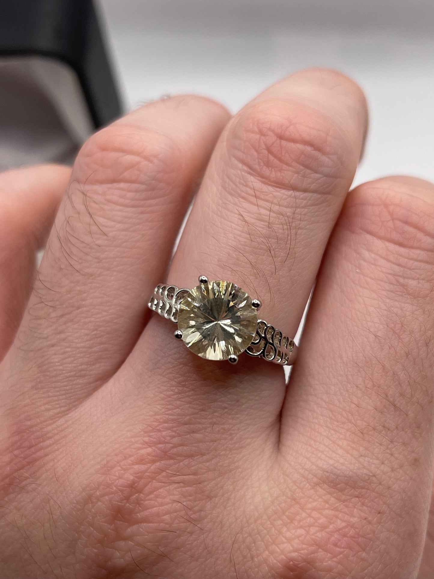 Silver quartz ring