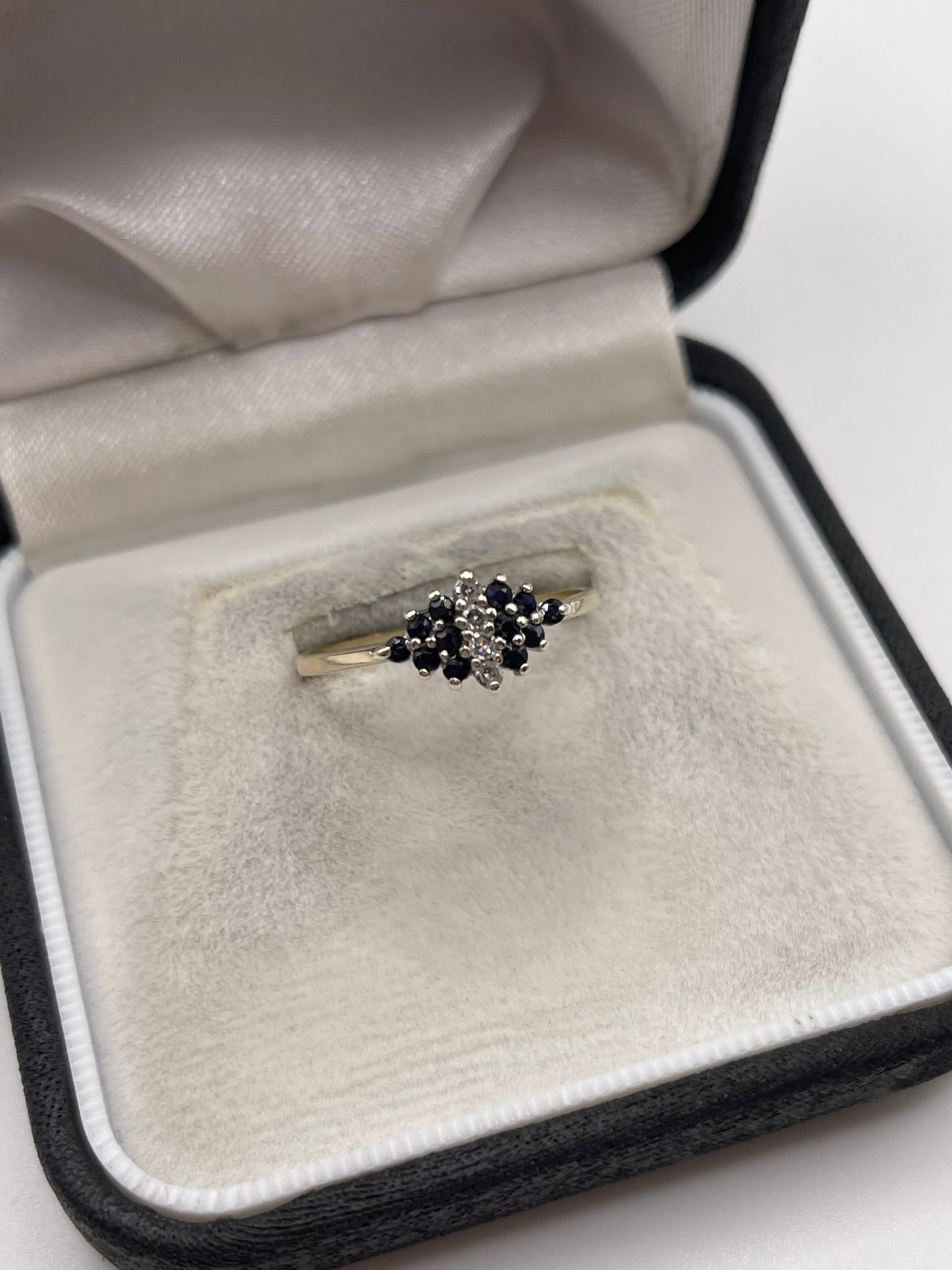 9ct gold sapphire and diamond ring