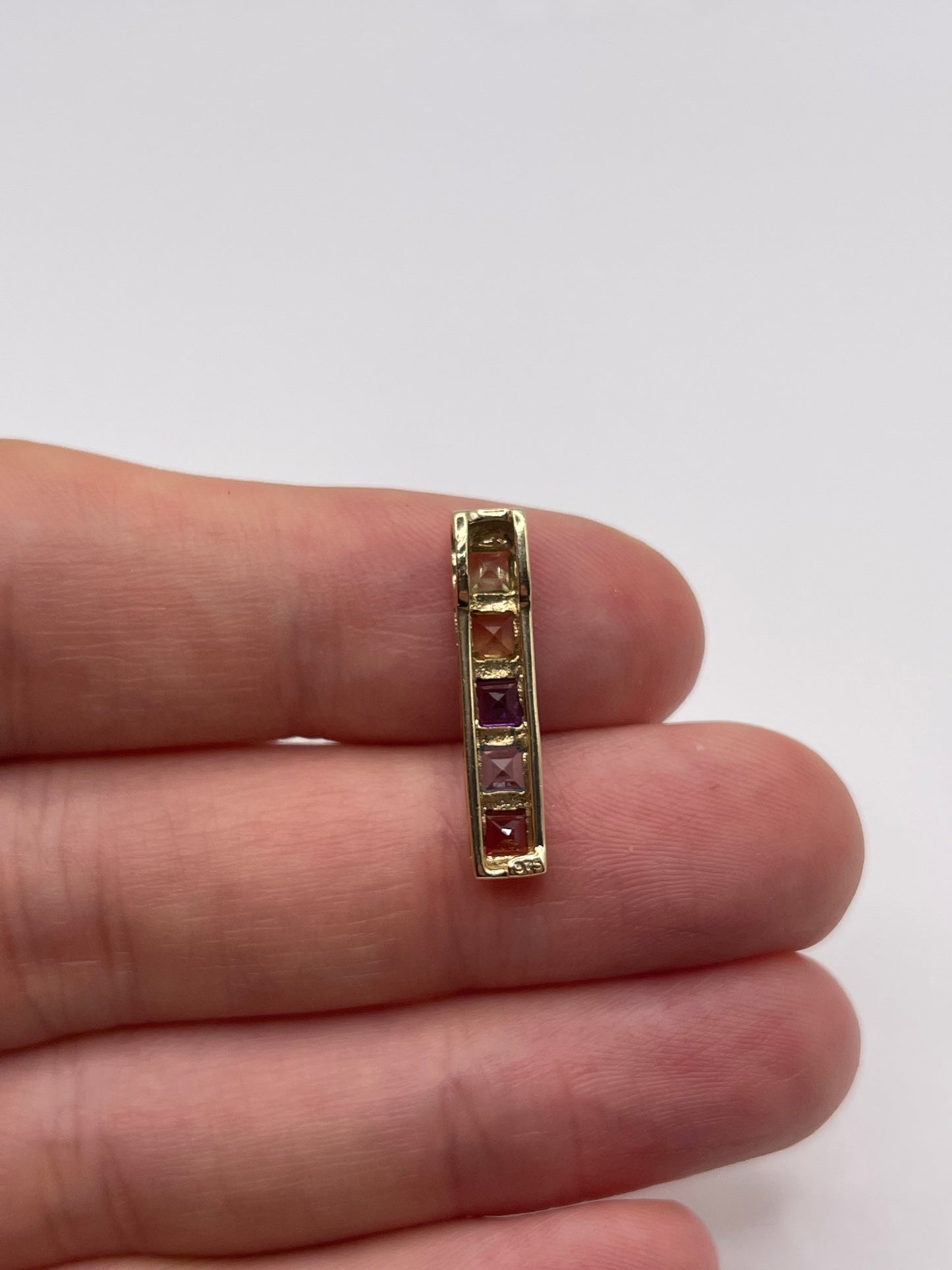 9ct gold multi gemstone pendant