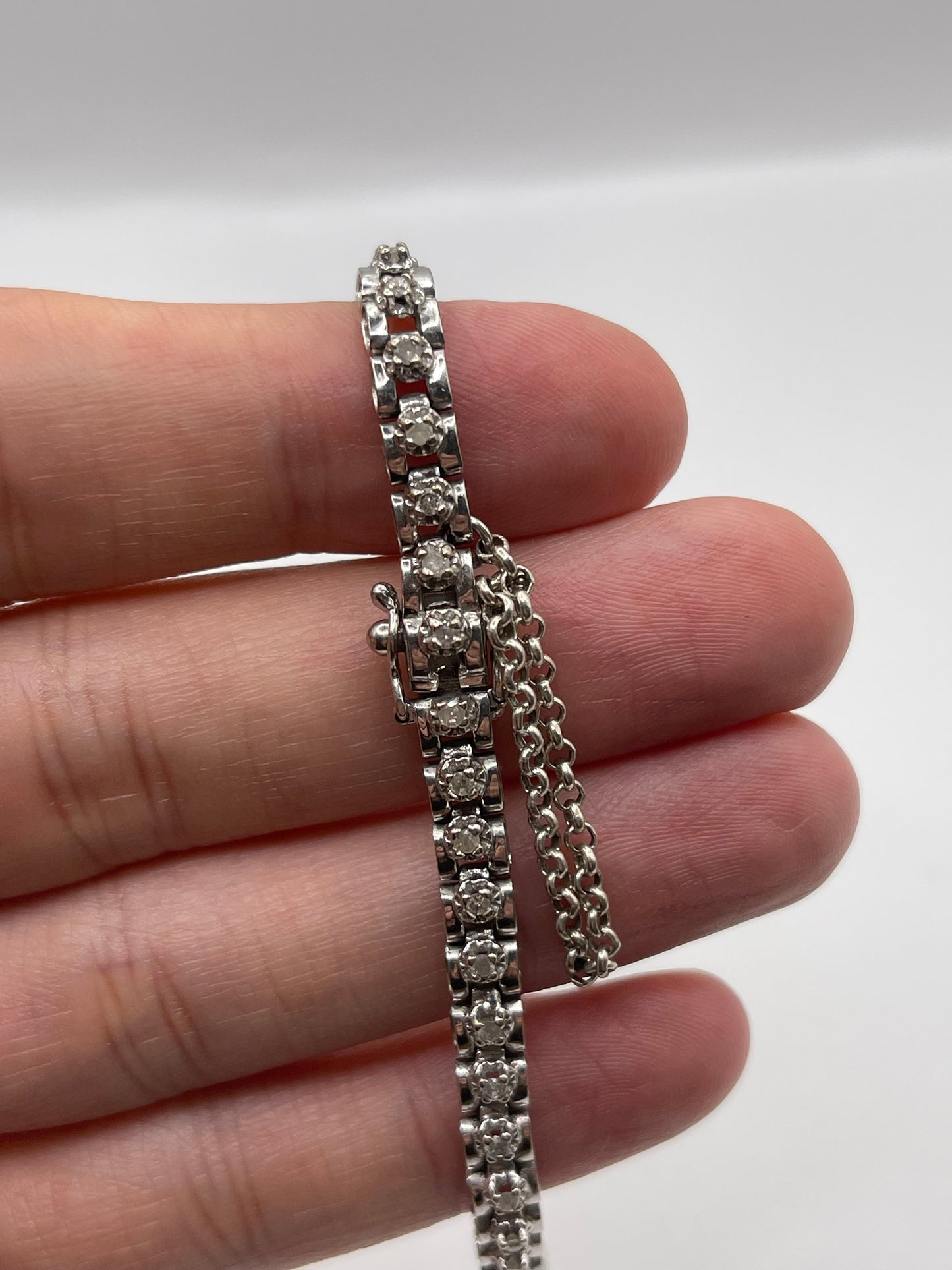 9ct white gold diamond bracelet