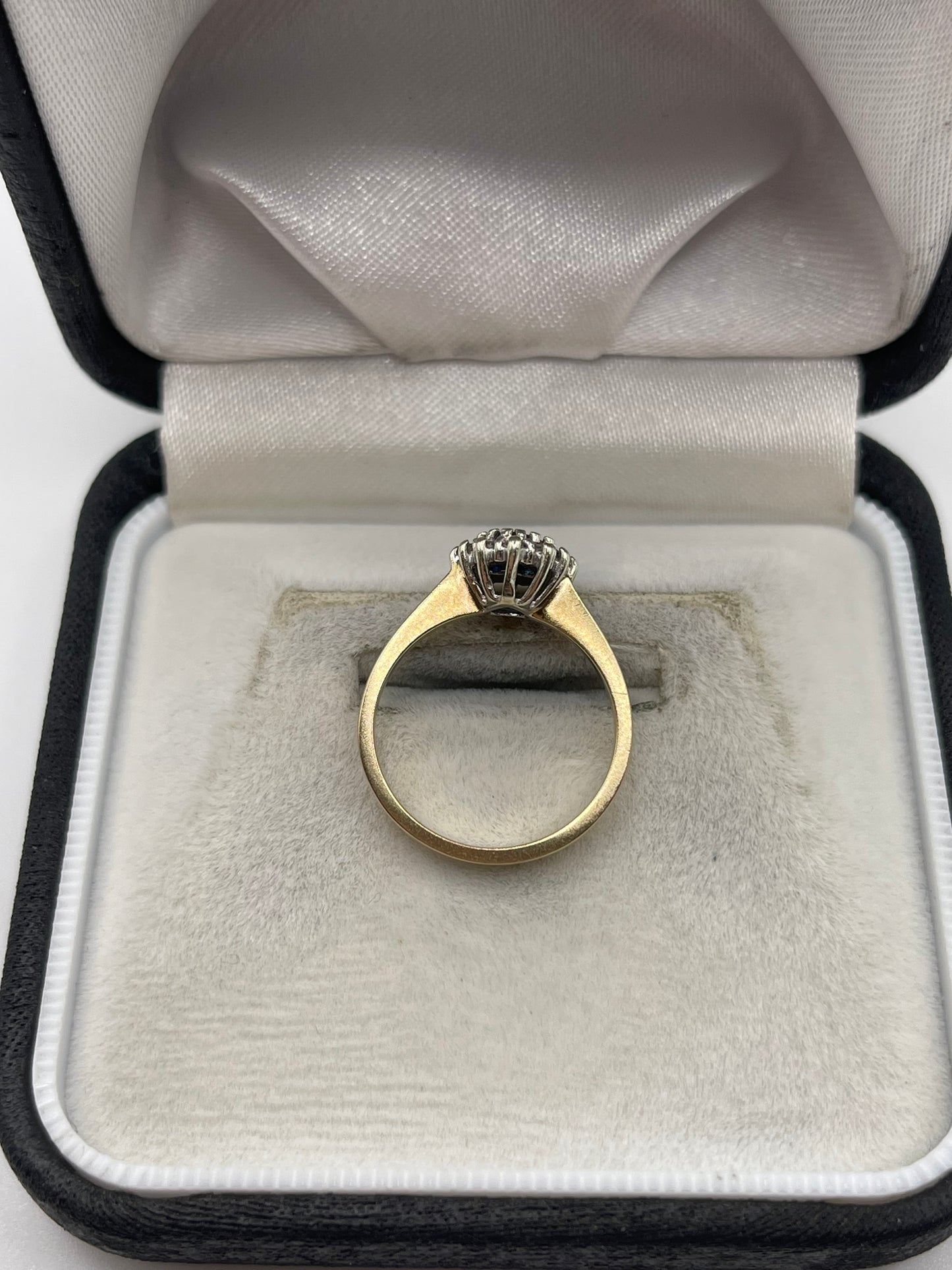 9ct gold sapphire and diamond ring