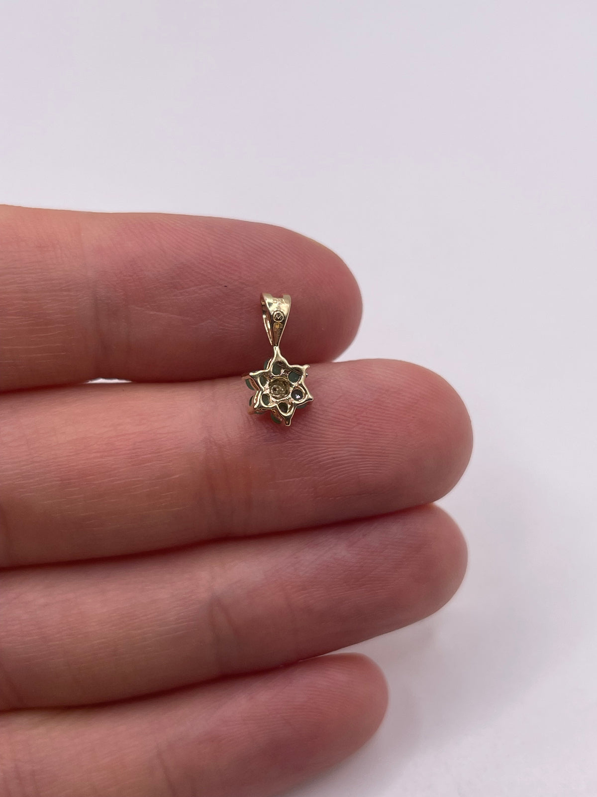 9ct gold emerald and diamond pendant