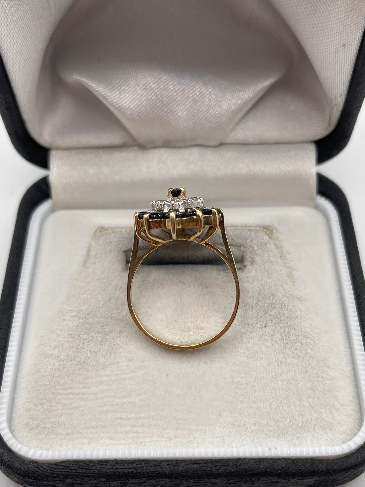 9ct gold sapphire and diamond ring