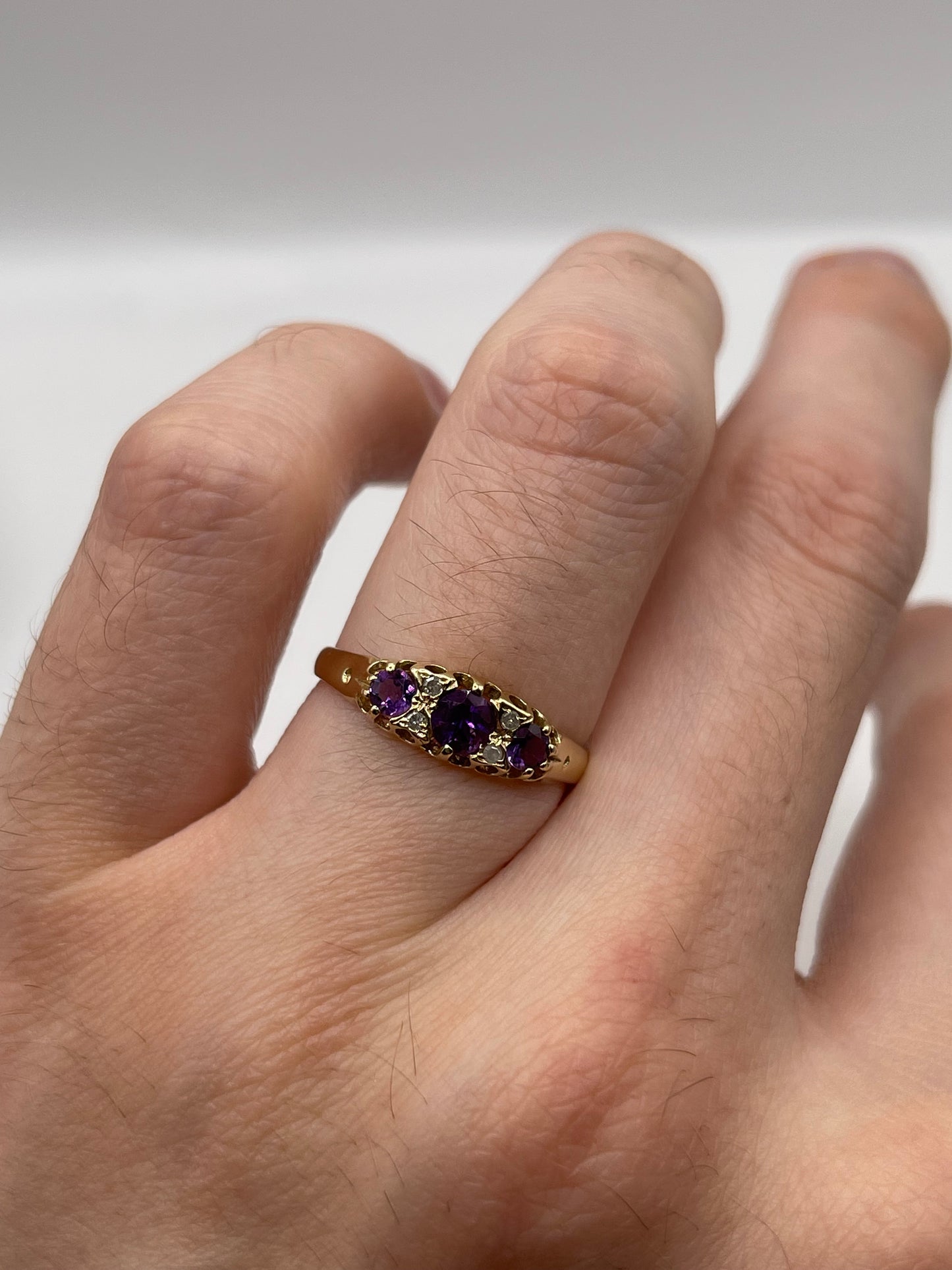 9ct gold amethyst and diamond ring