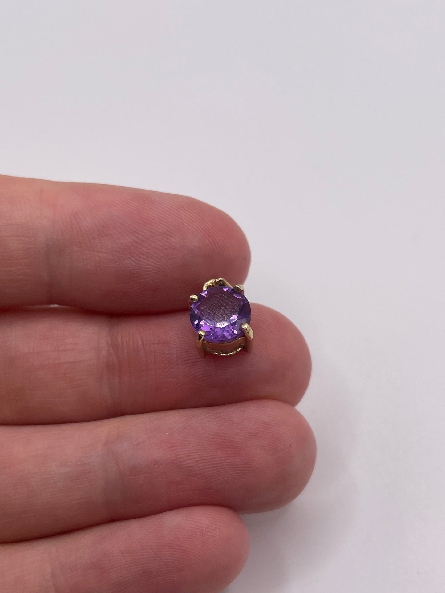 9ct gold amethyst pendant