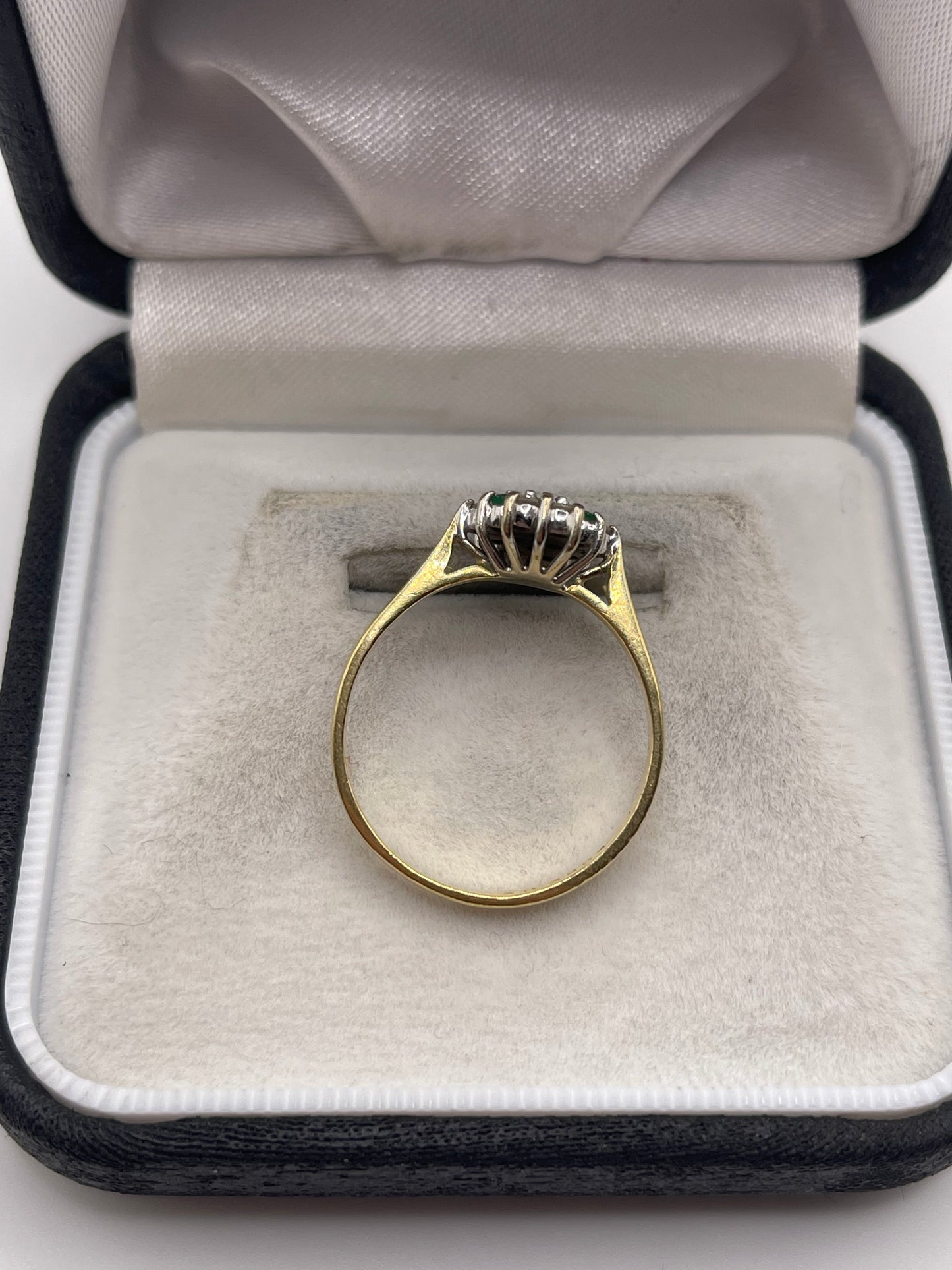 18ct gold emerald and diamond ring