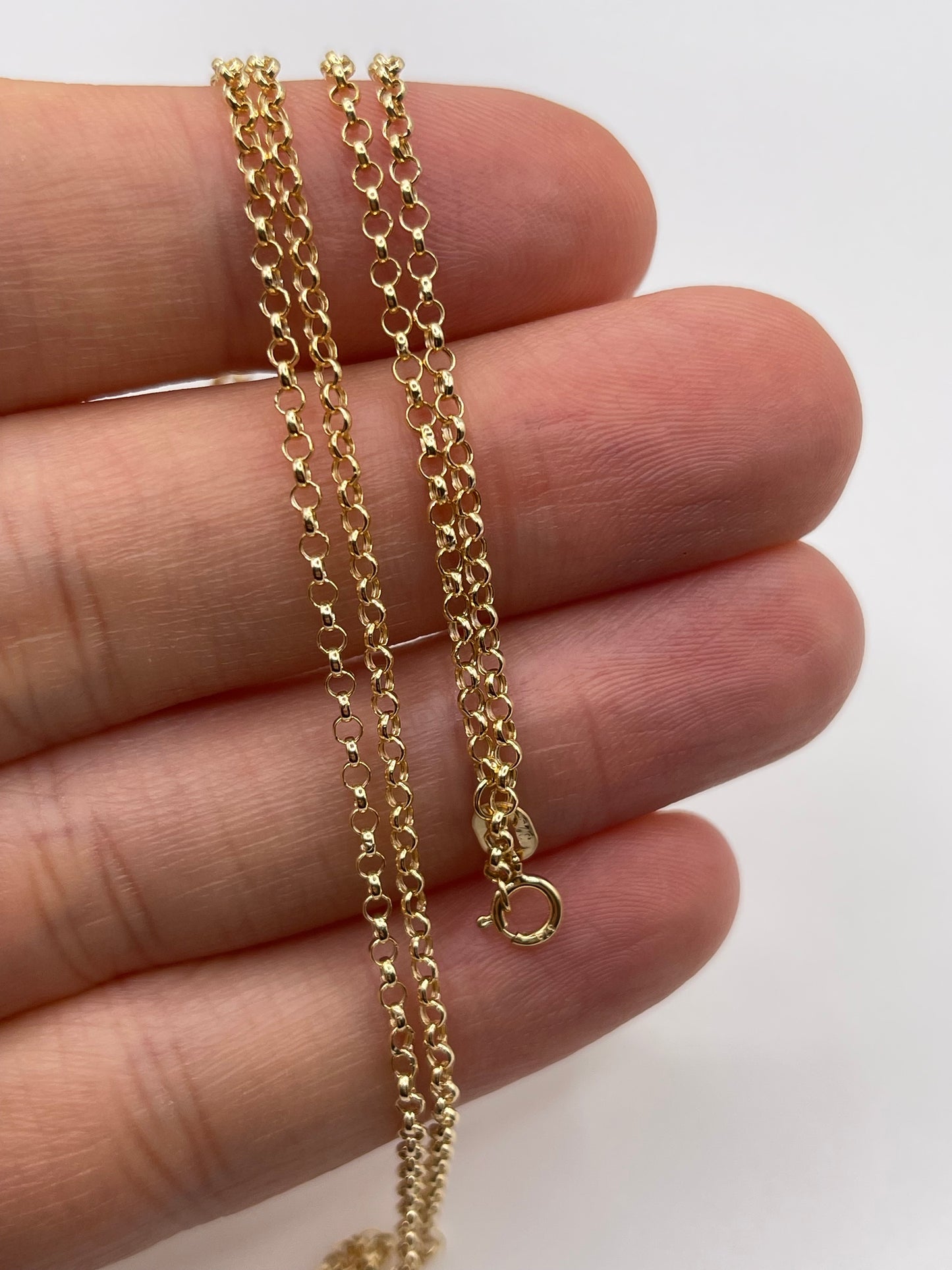 9ct gold chain 260