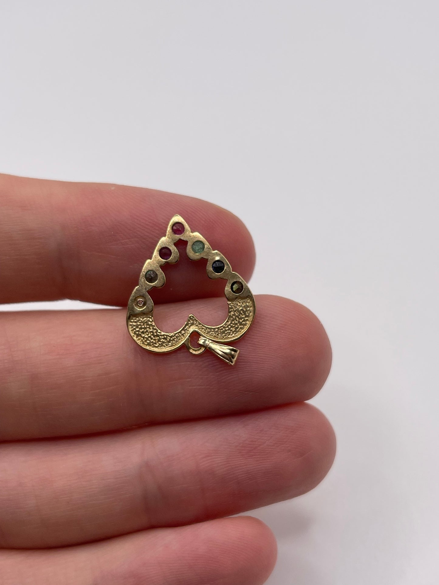9ct gold dearest heart pendant